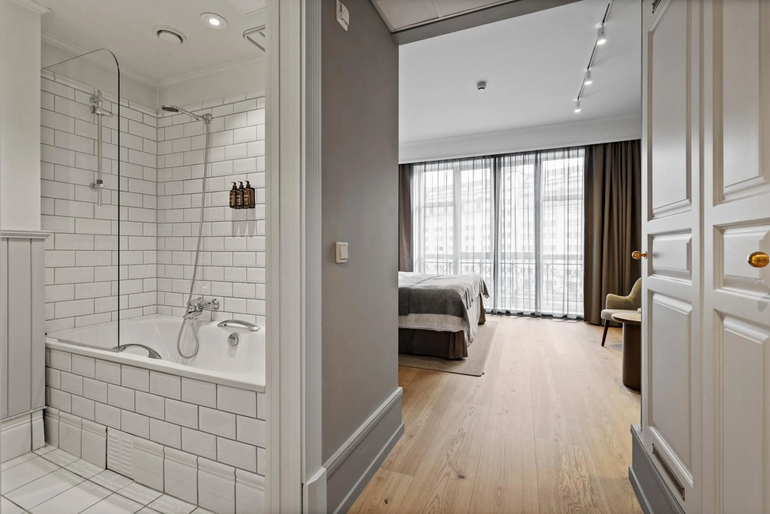 Bathroom in Home Hotel Bastion