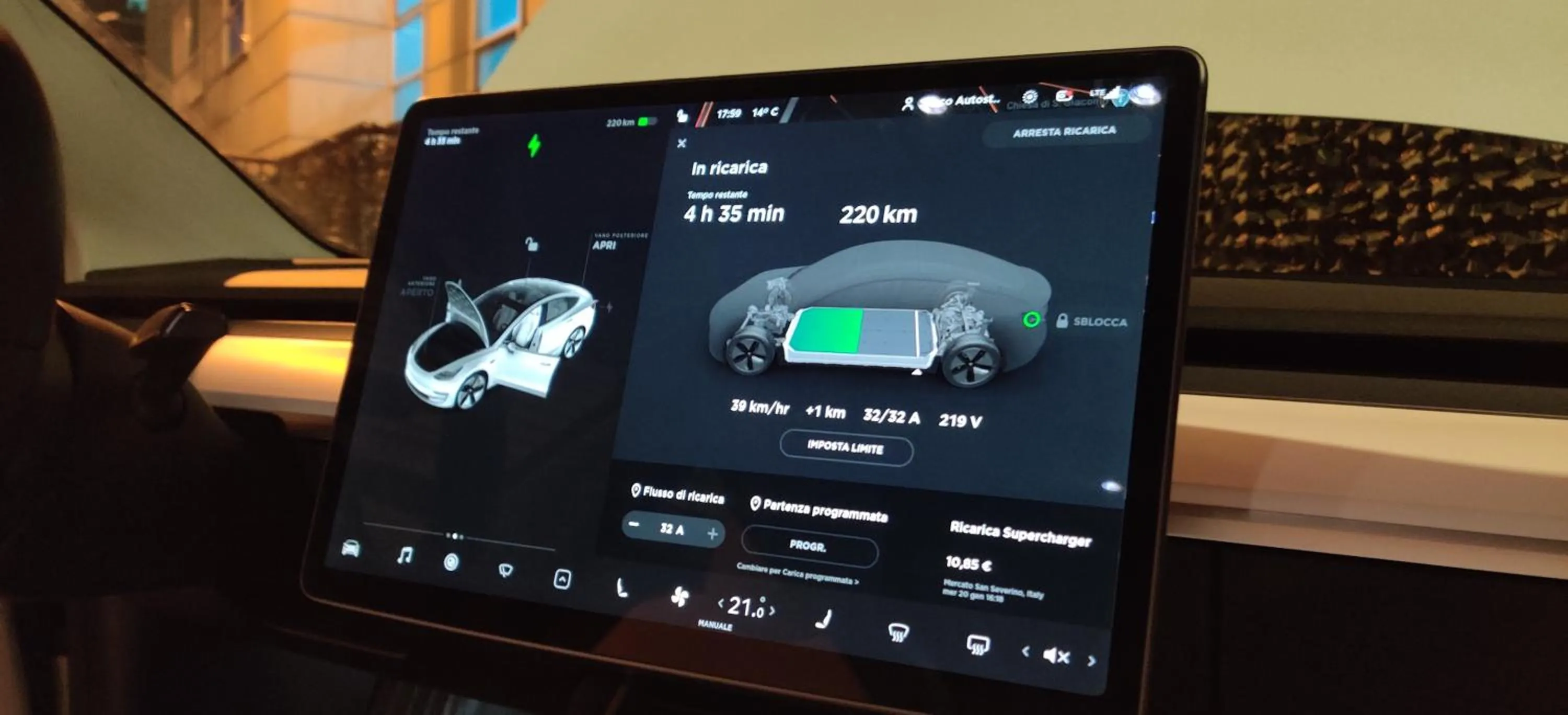 Parking in Rama Palace Hotel