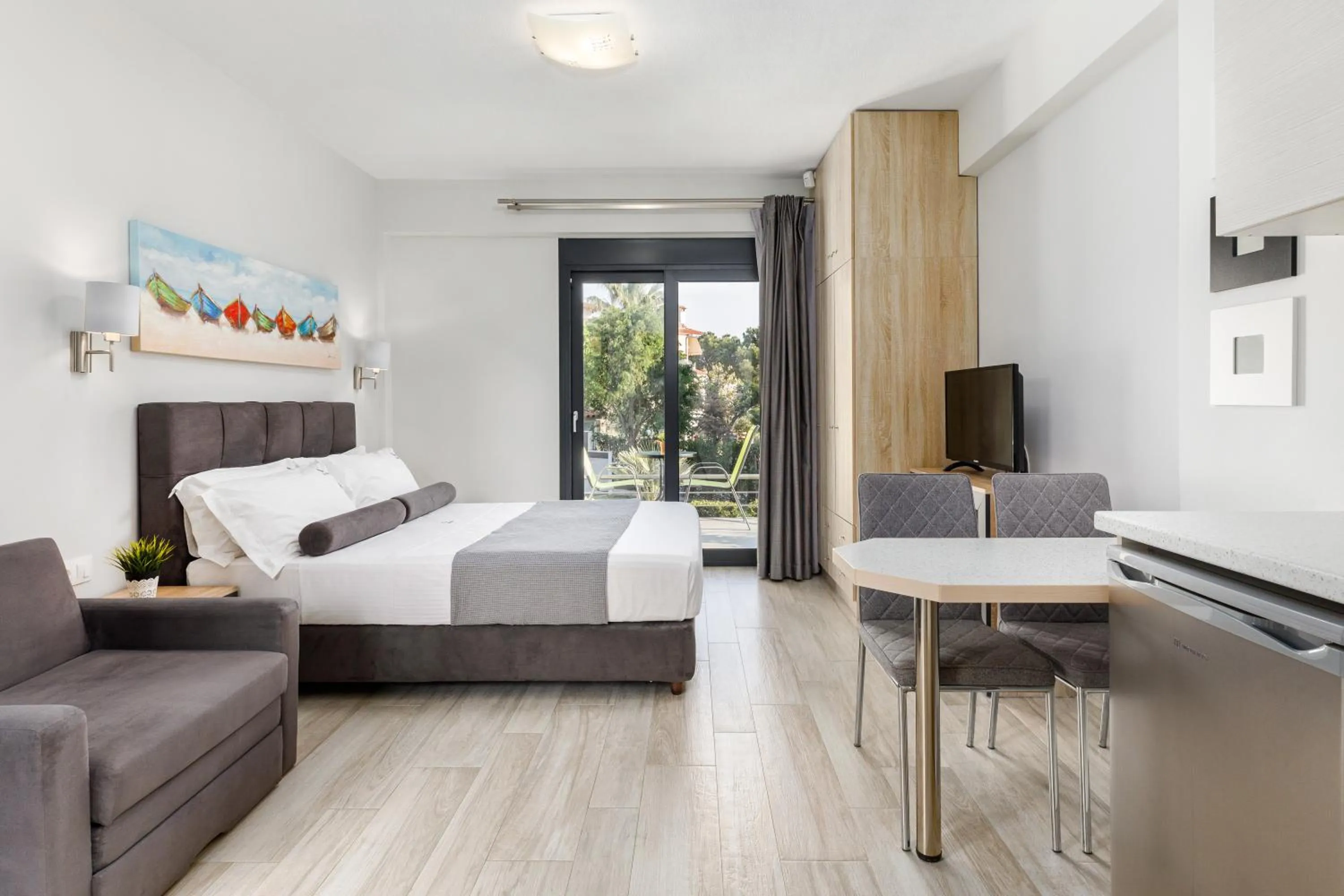 Bedroom, Bed in Ilis Villas