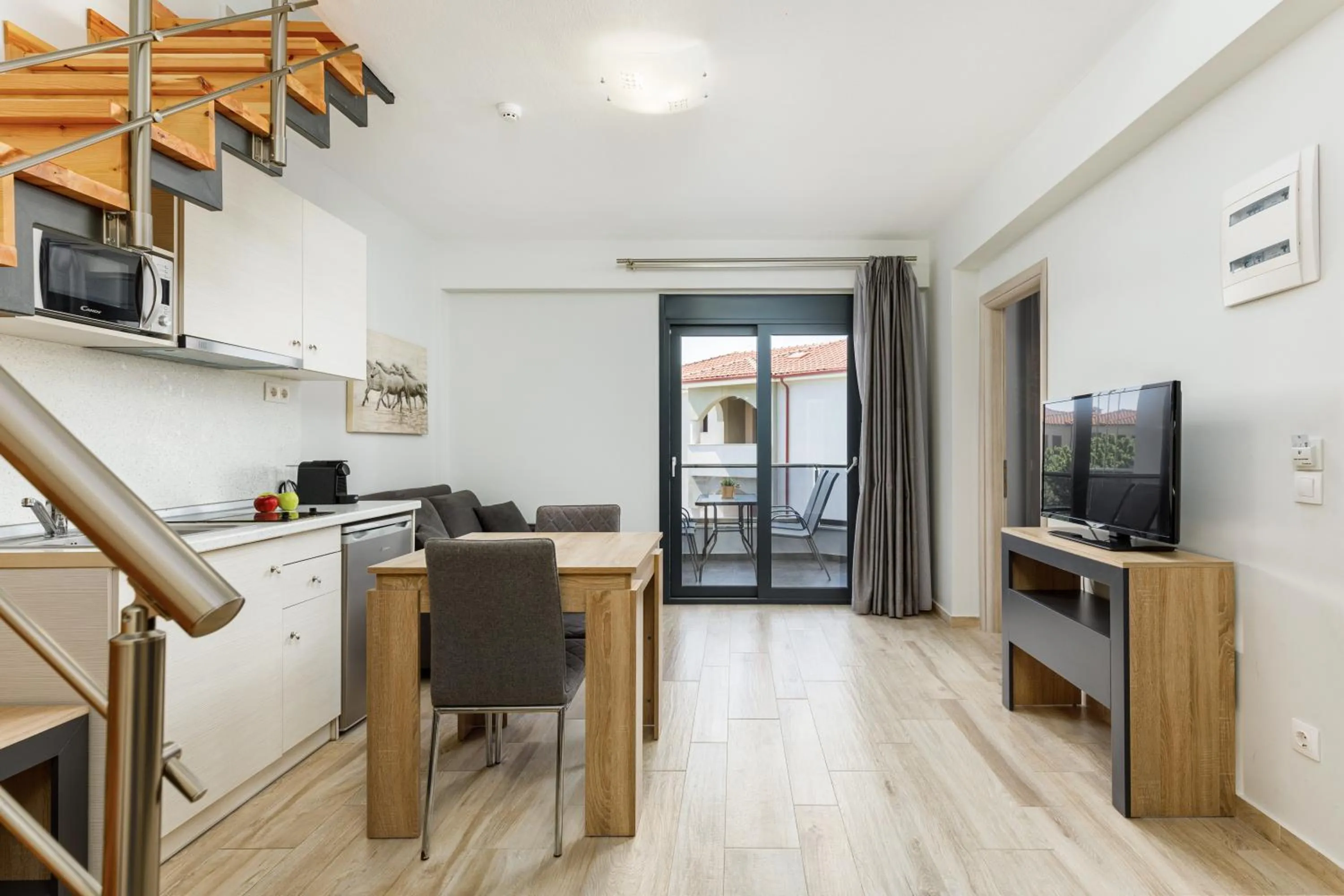 Kitchen or kitchenette in Ilis Villas