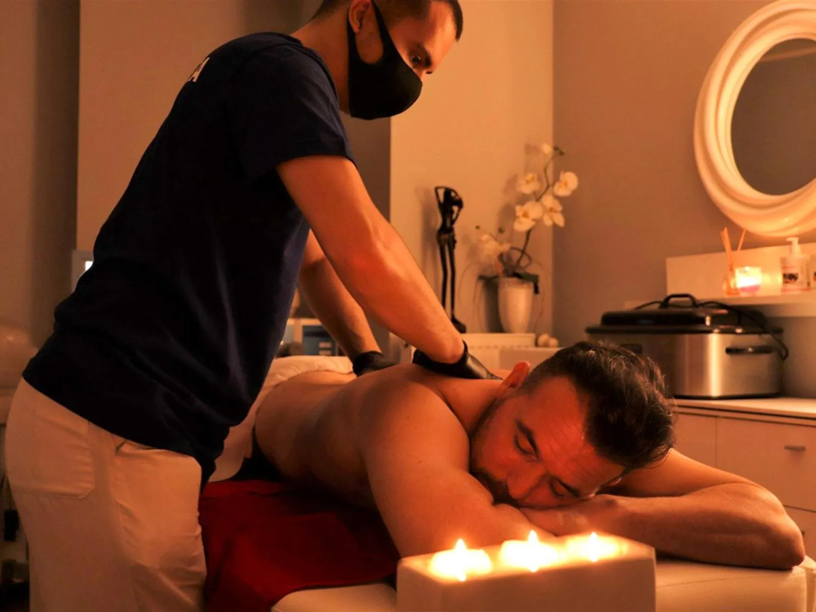 Massage in Villa Delfin Spa