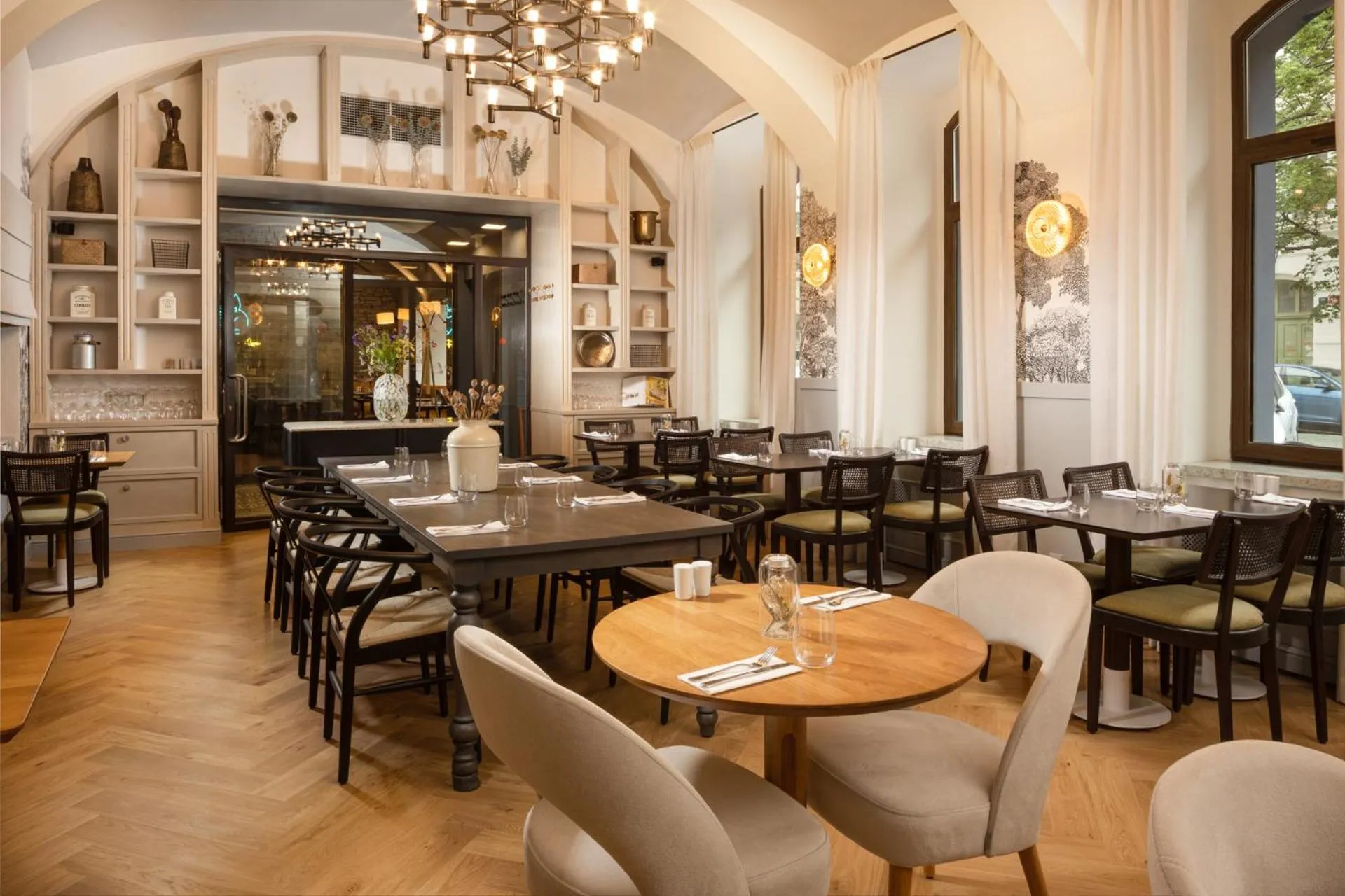 Restaurant/places to eat in The Hotel Fitzgerald