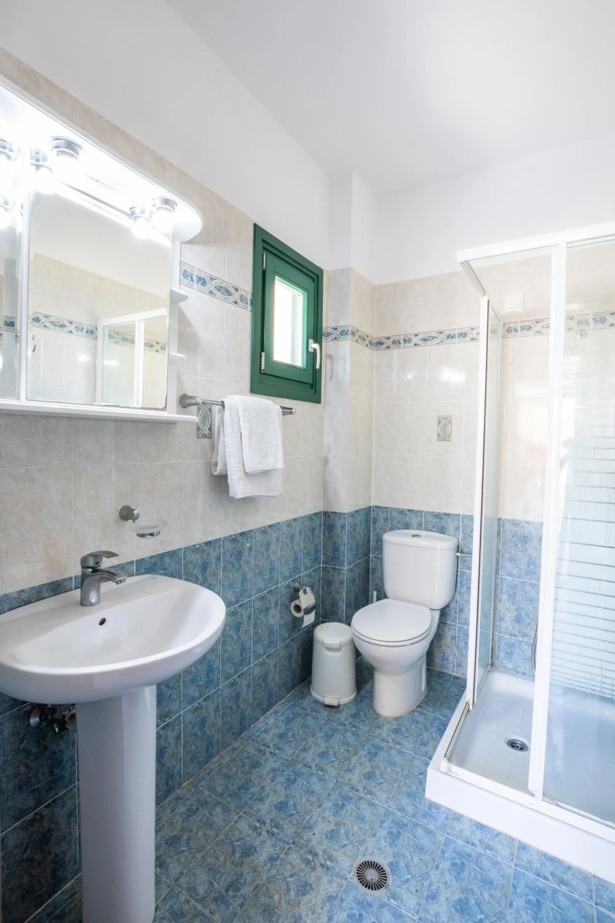 Bathroom in Dilina Studios