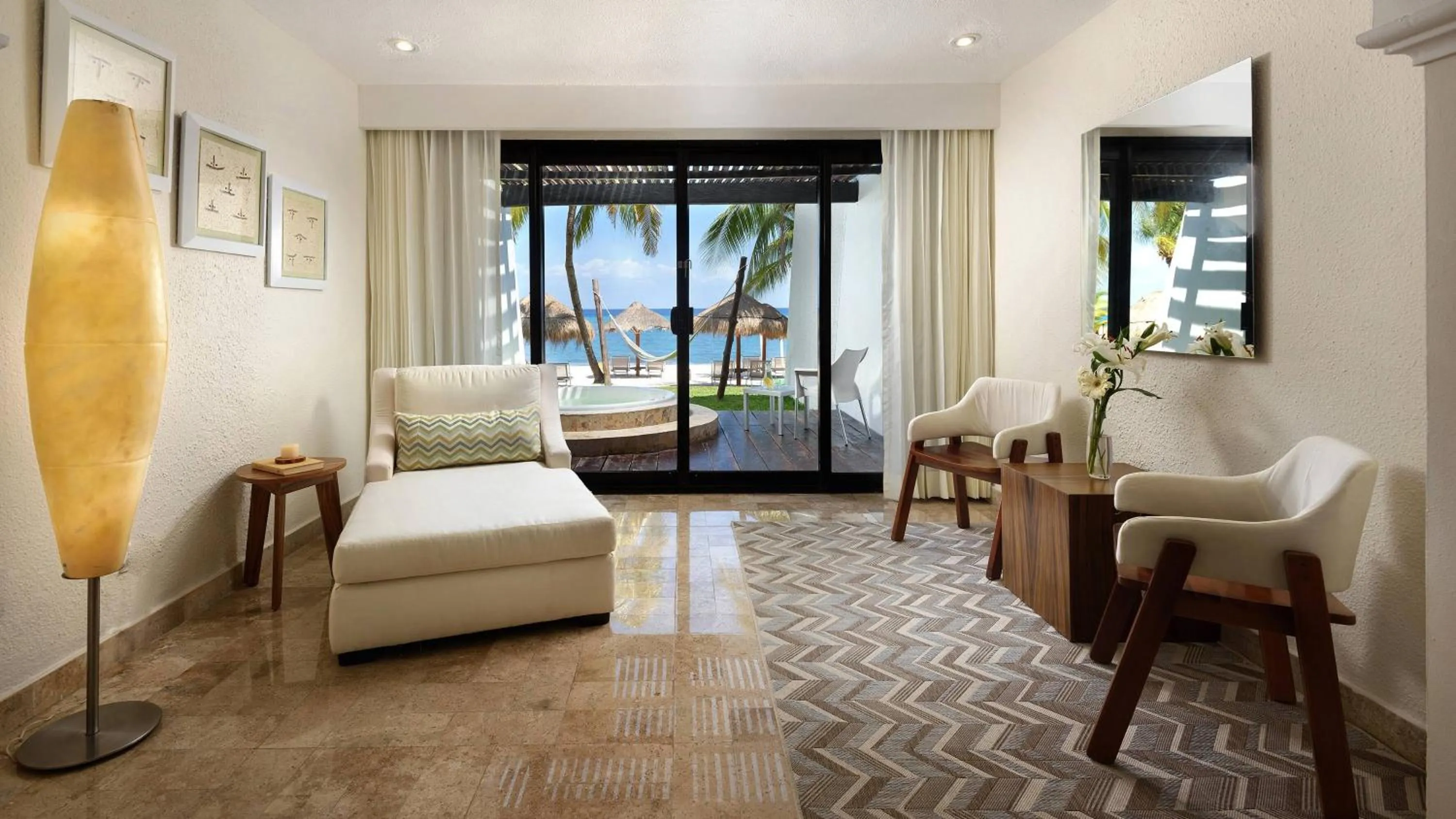 Bed in Meliá Cozumel - All Inclusive