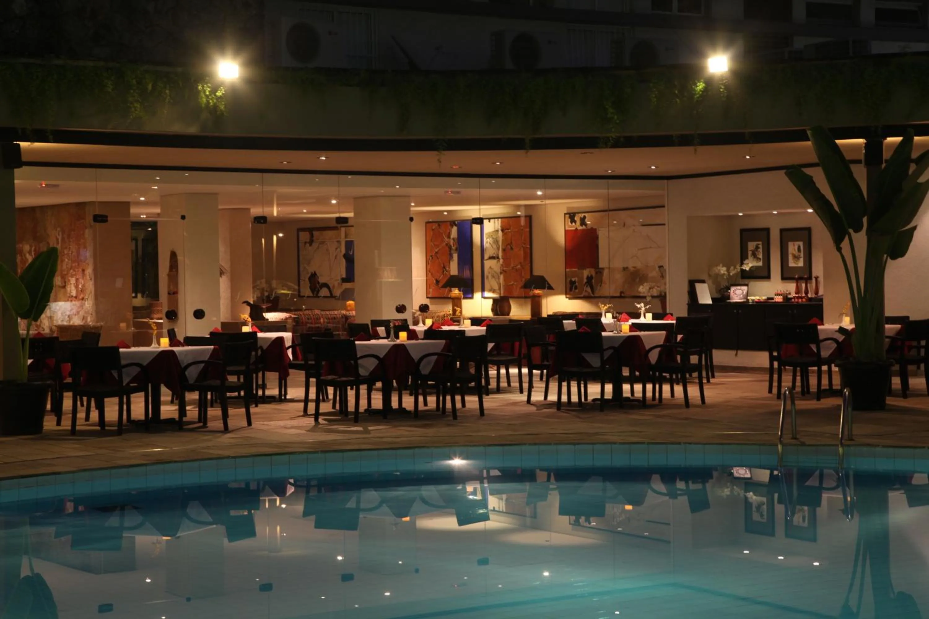 Restaurant/places to eat in Ferraretto Guarujá Hotel & Spa