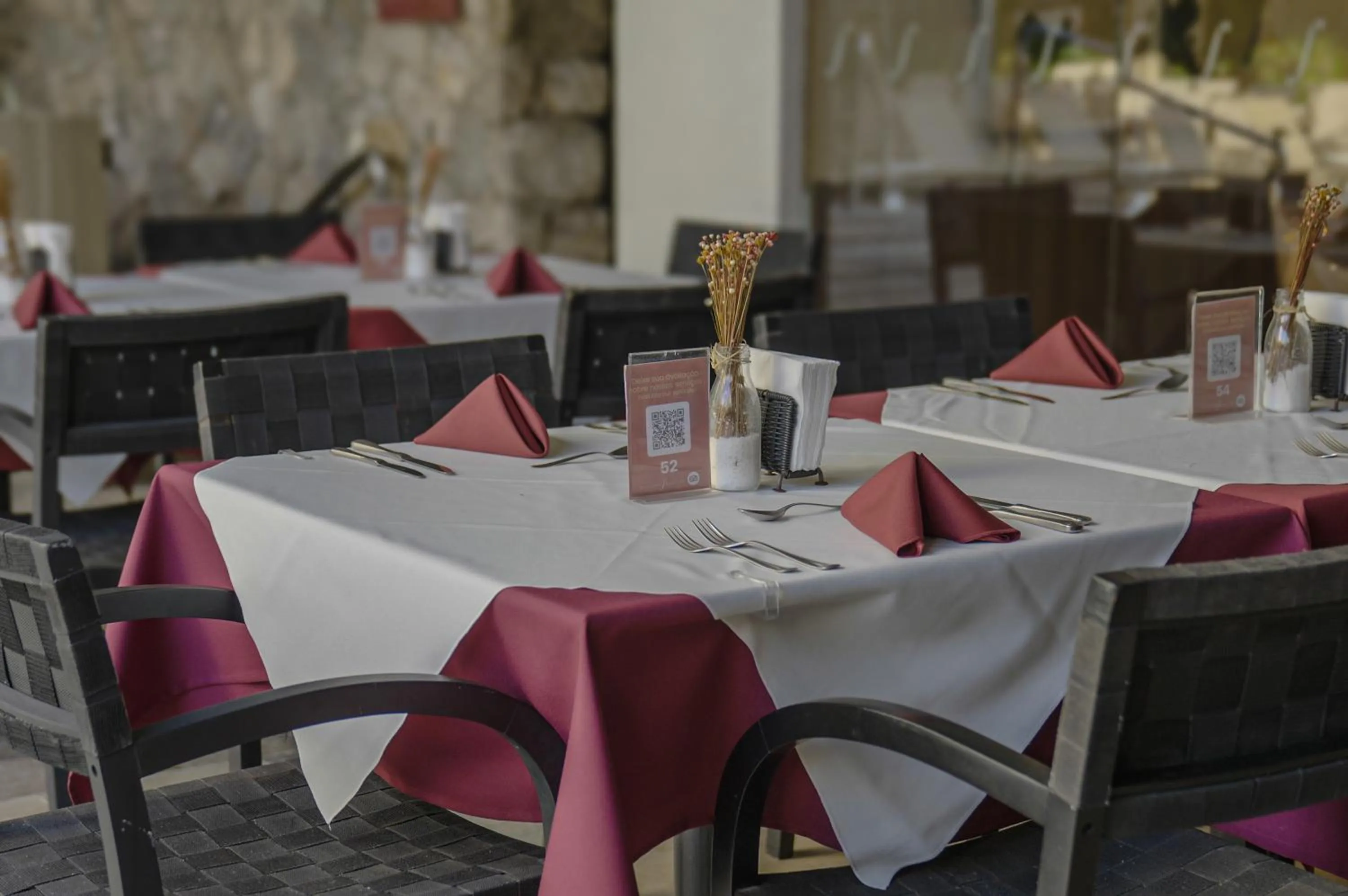 Restaurant/places to eat in Ferraretto Guarujá Hotel & Spa