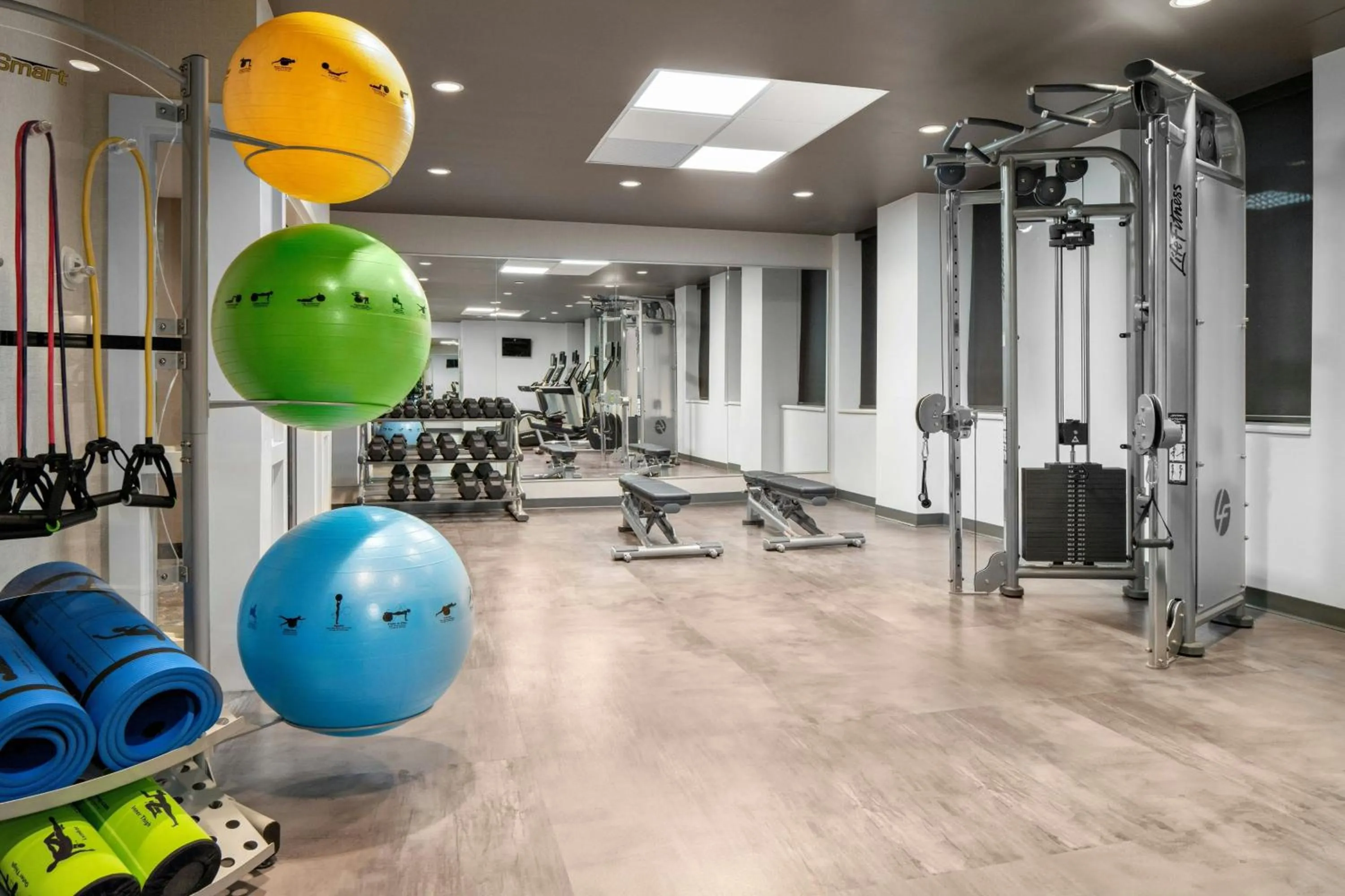Fitness centre/facilities in Courtyard by Marriott Edmonton Downtown