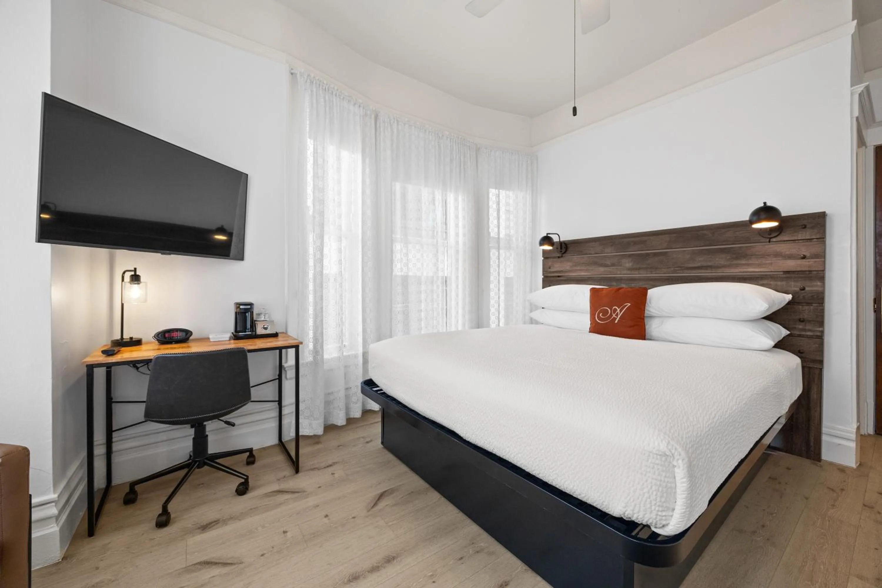 Bed in The Andrews Hotel