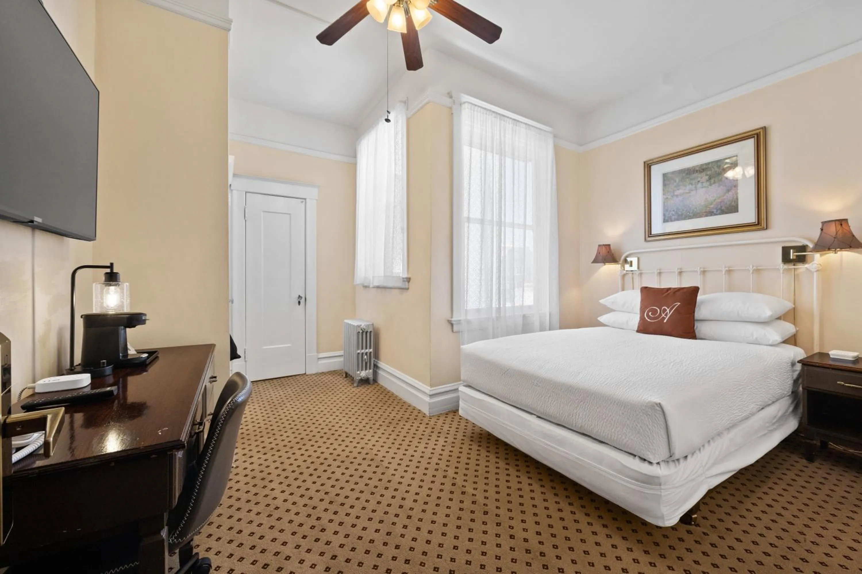 Bed in The Andrews Hotel