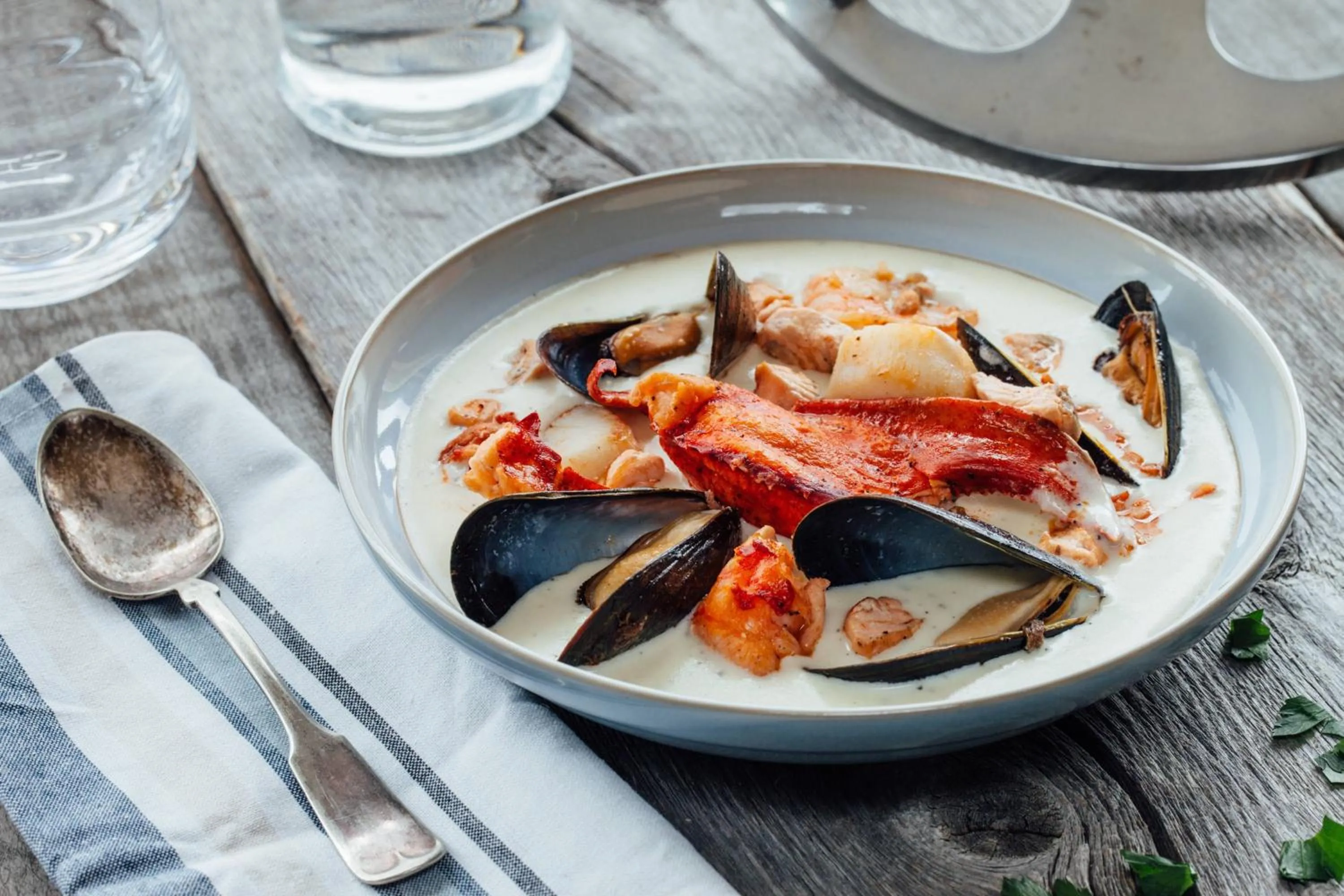 Restaurant/places to eat in Halifax Marriott Harbourfront Hotel