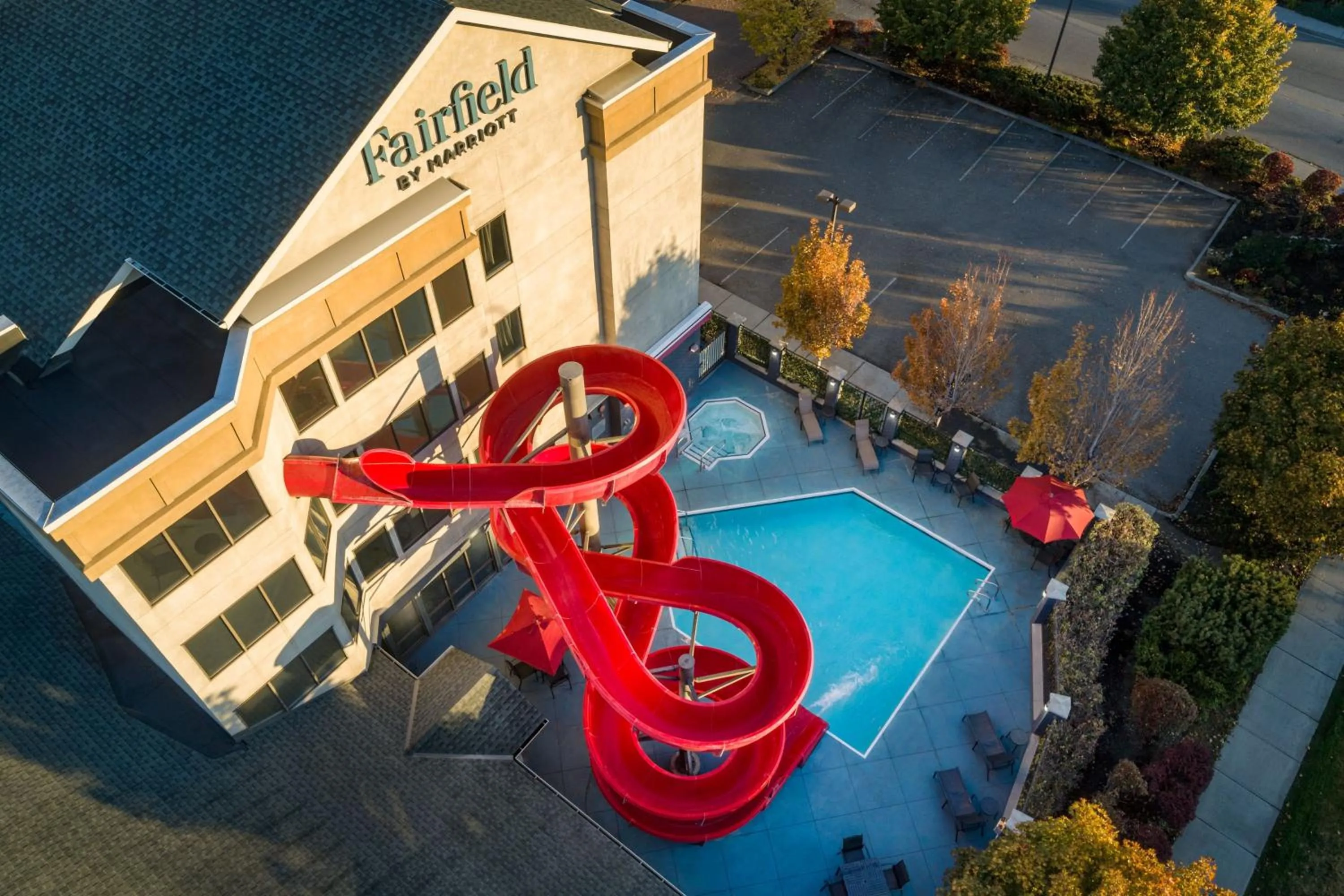 Fitness centre/facilities in Fairfield Inn & Suites by Marriott Kelowna