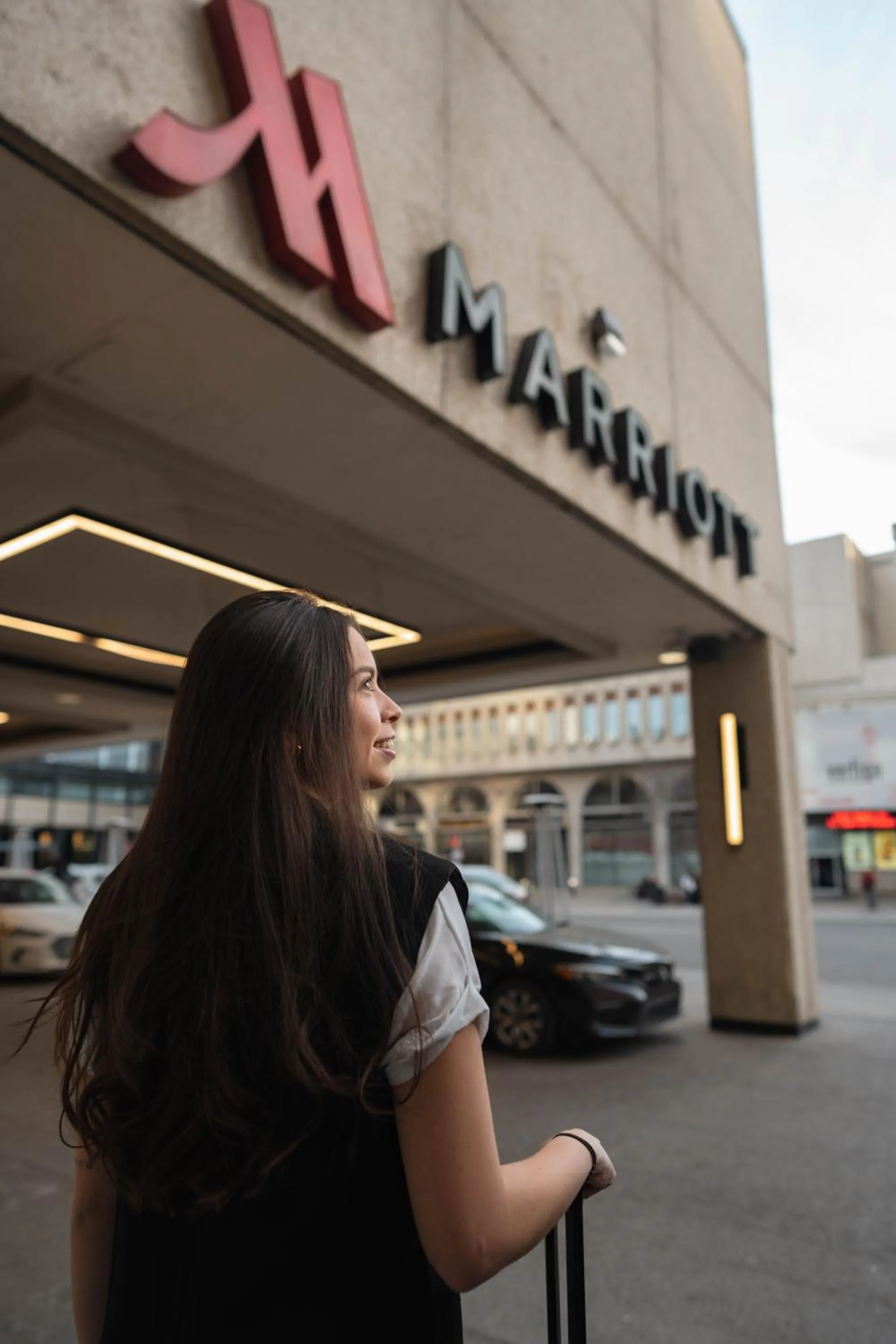 Street view in Calgary Marriott Downtown Hotel