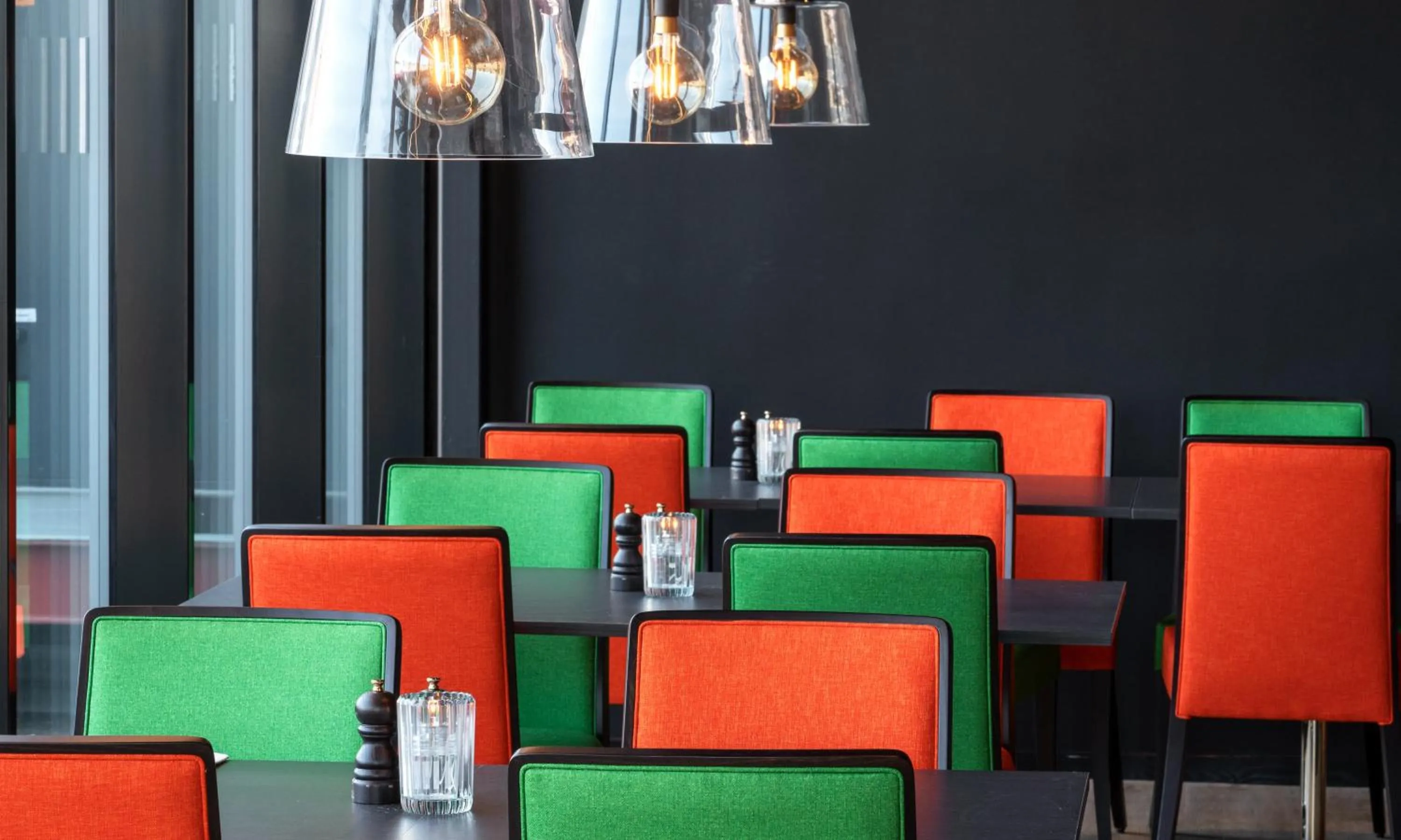 Restaurant/places to eat in Thon Hotel Triaden