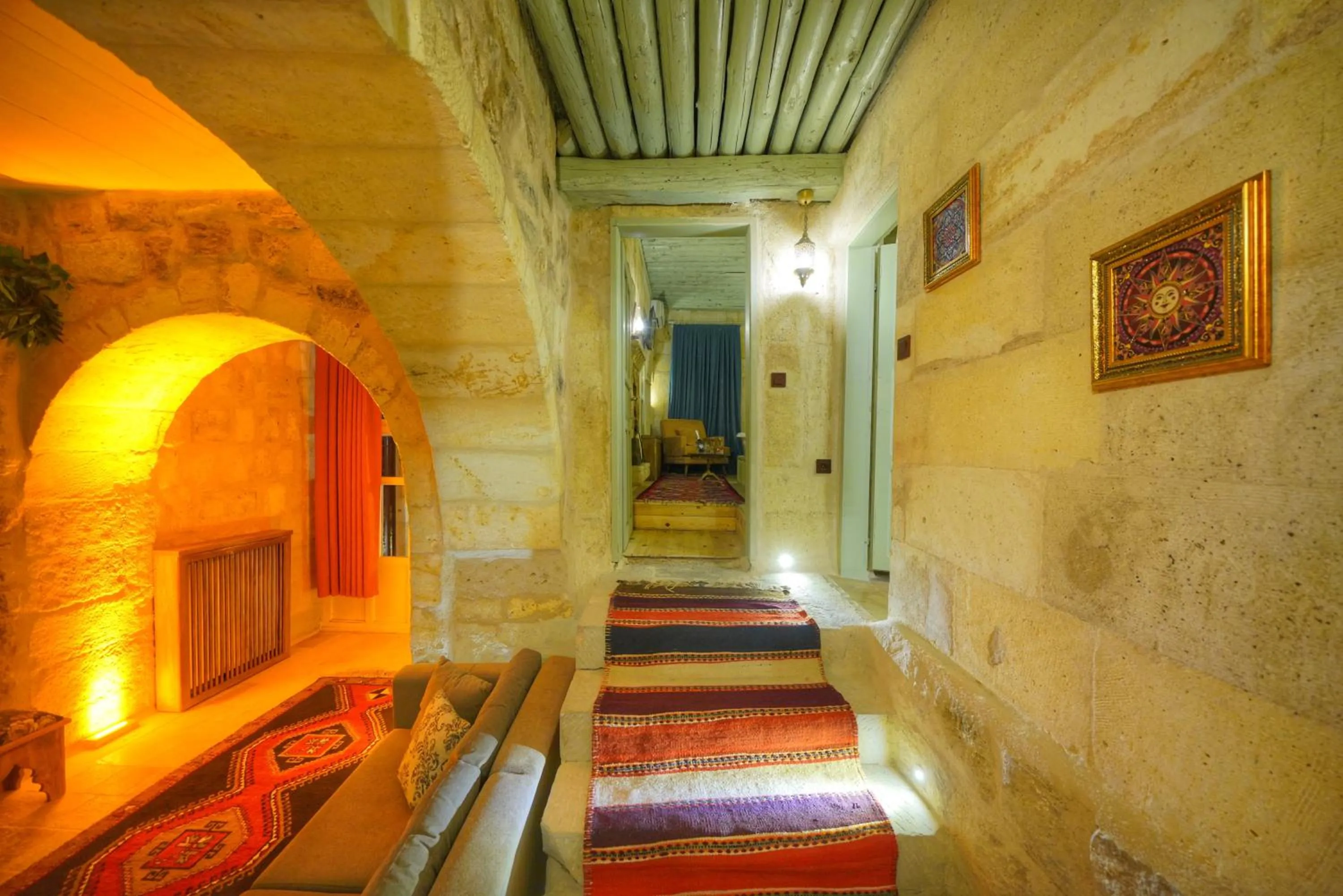 Photo of the whole room in Takaev Cave House