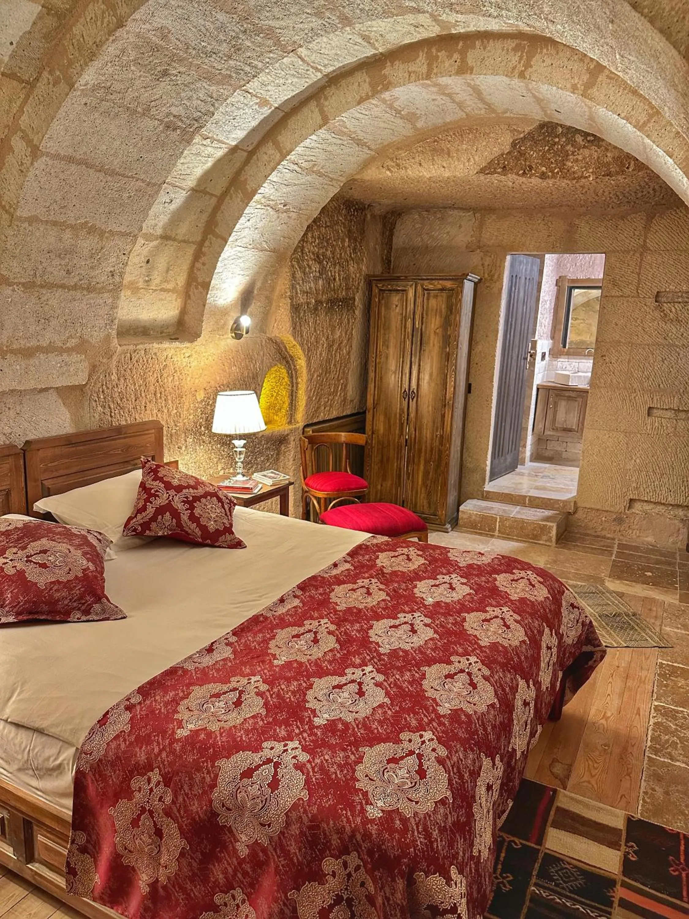 Bedroom, Bed in Takaev Cave House