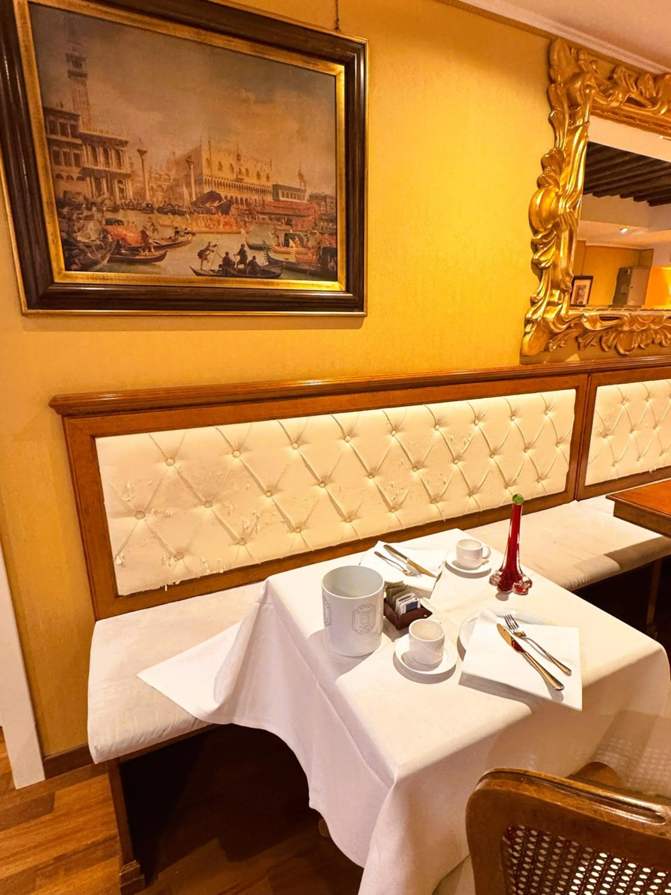 Lounge or bar in Hotel Corte Contarina