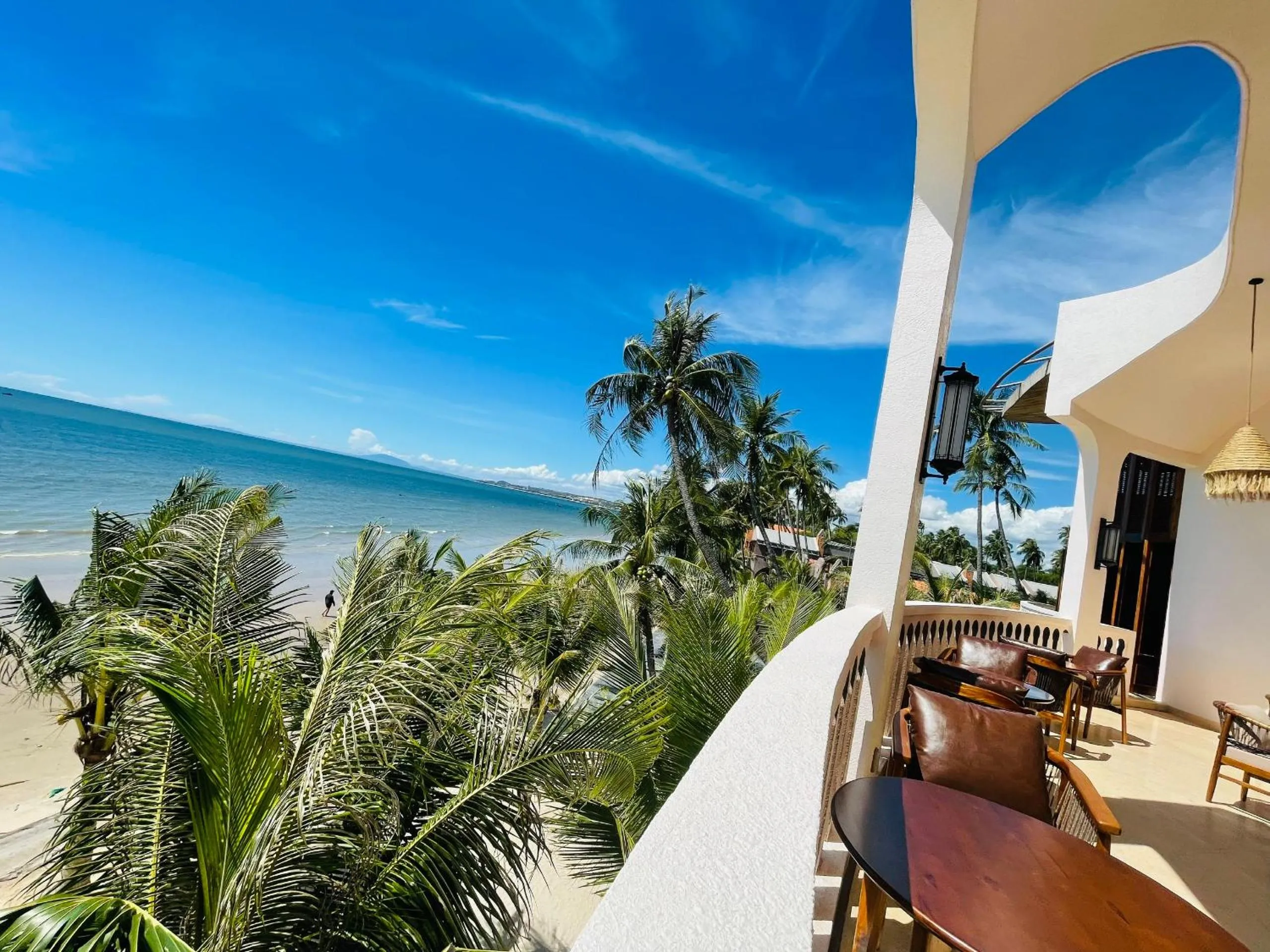 Restaurant/places to eat in Le' VIVA Resort Mui Ne