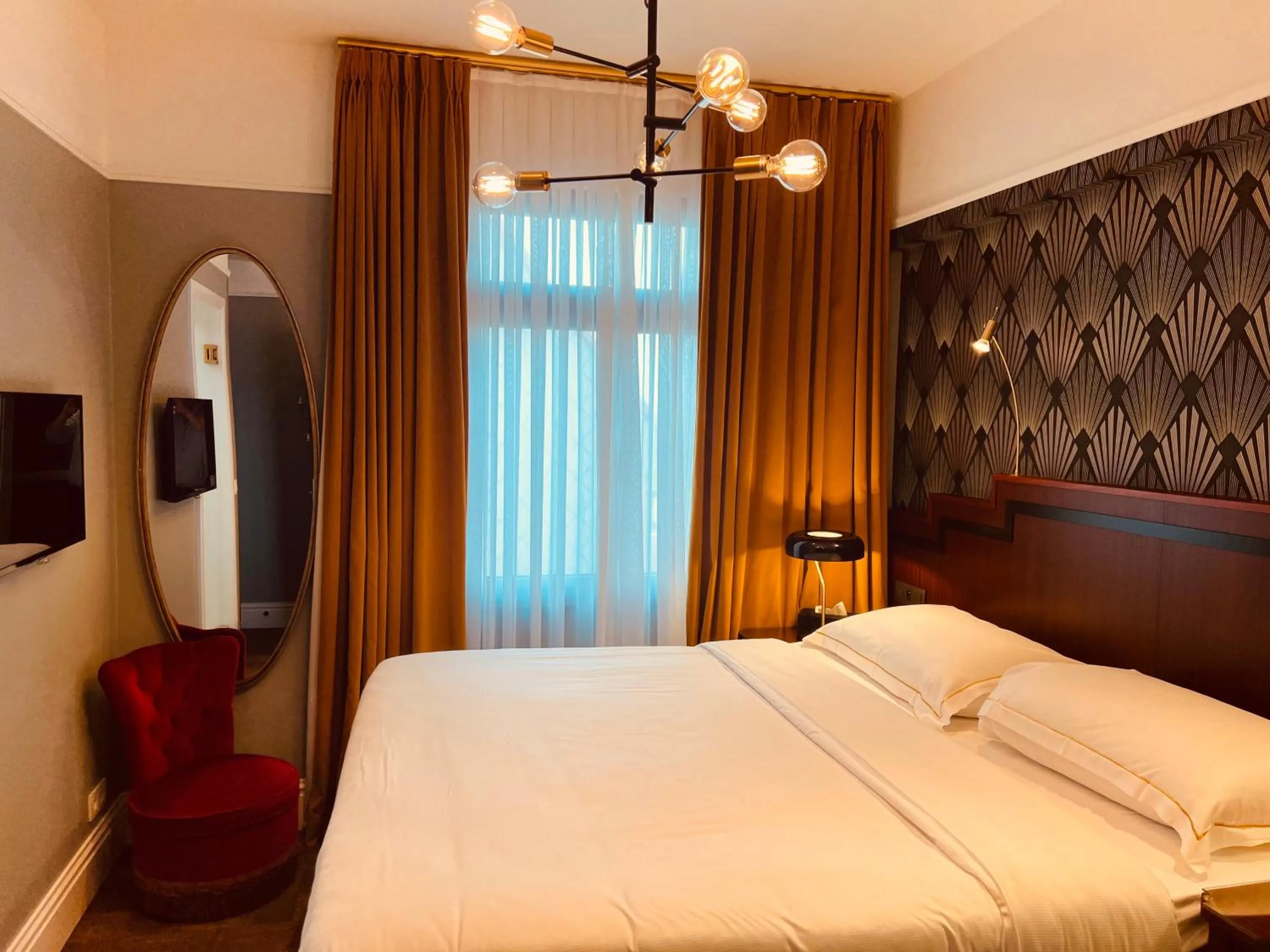 Bed in Gatsby Hotel - Adults Only - Small Luxury Hotel - by F-Hotels