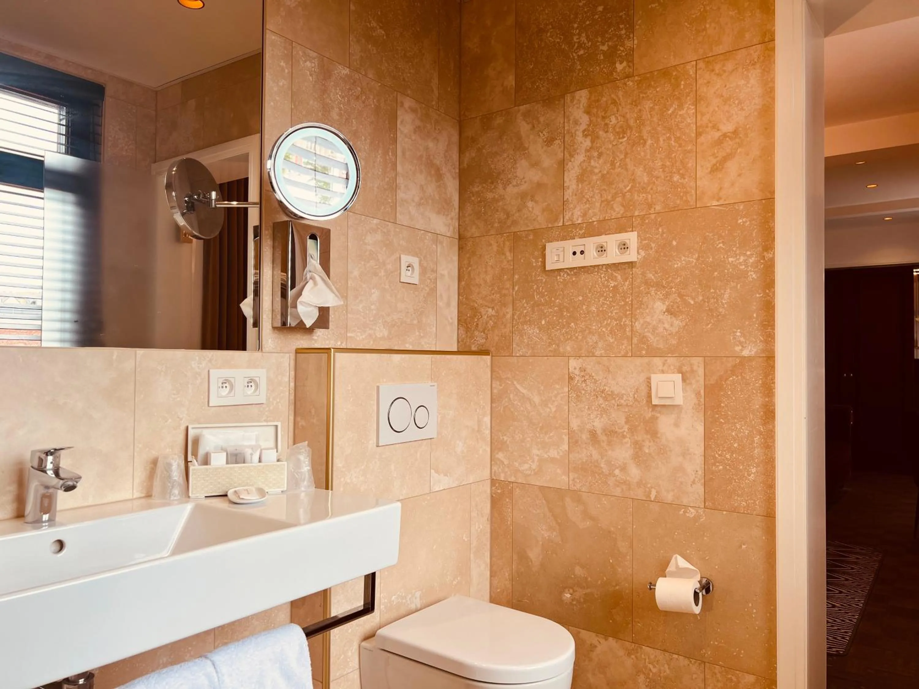 Bathroom in Gatsby Hotel - Adults Only - Small Luxury Hotel - by F-Hotels