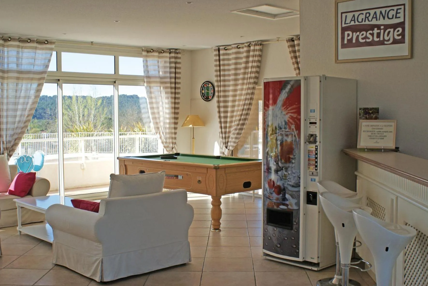 Billiard in Lagrange Vacances Les Bastides des Chaumettes