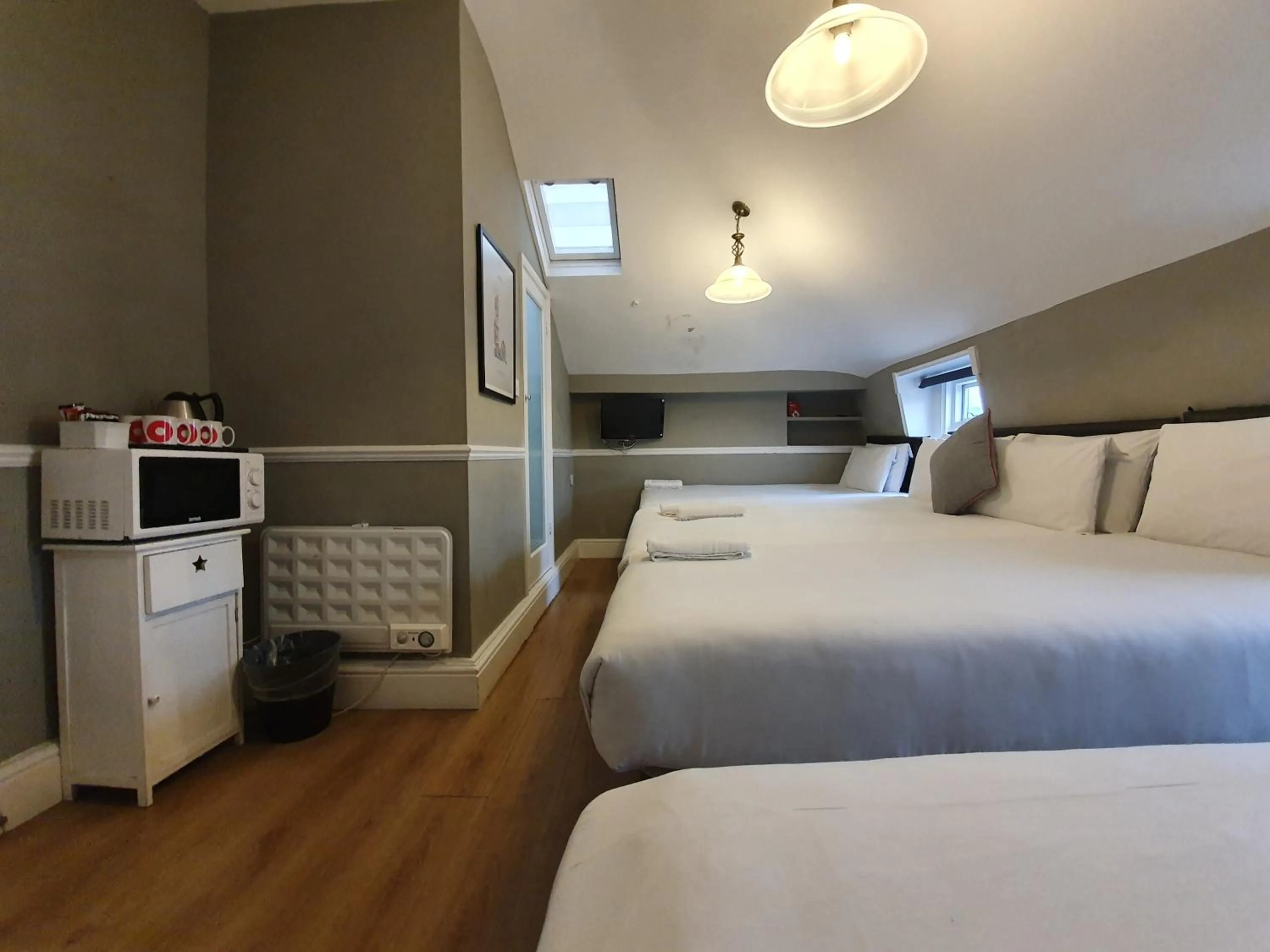 Bedroom in Belgravia Rooms Hotel