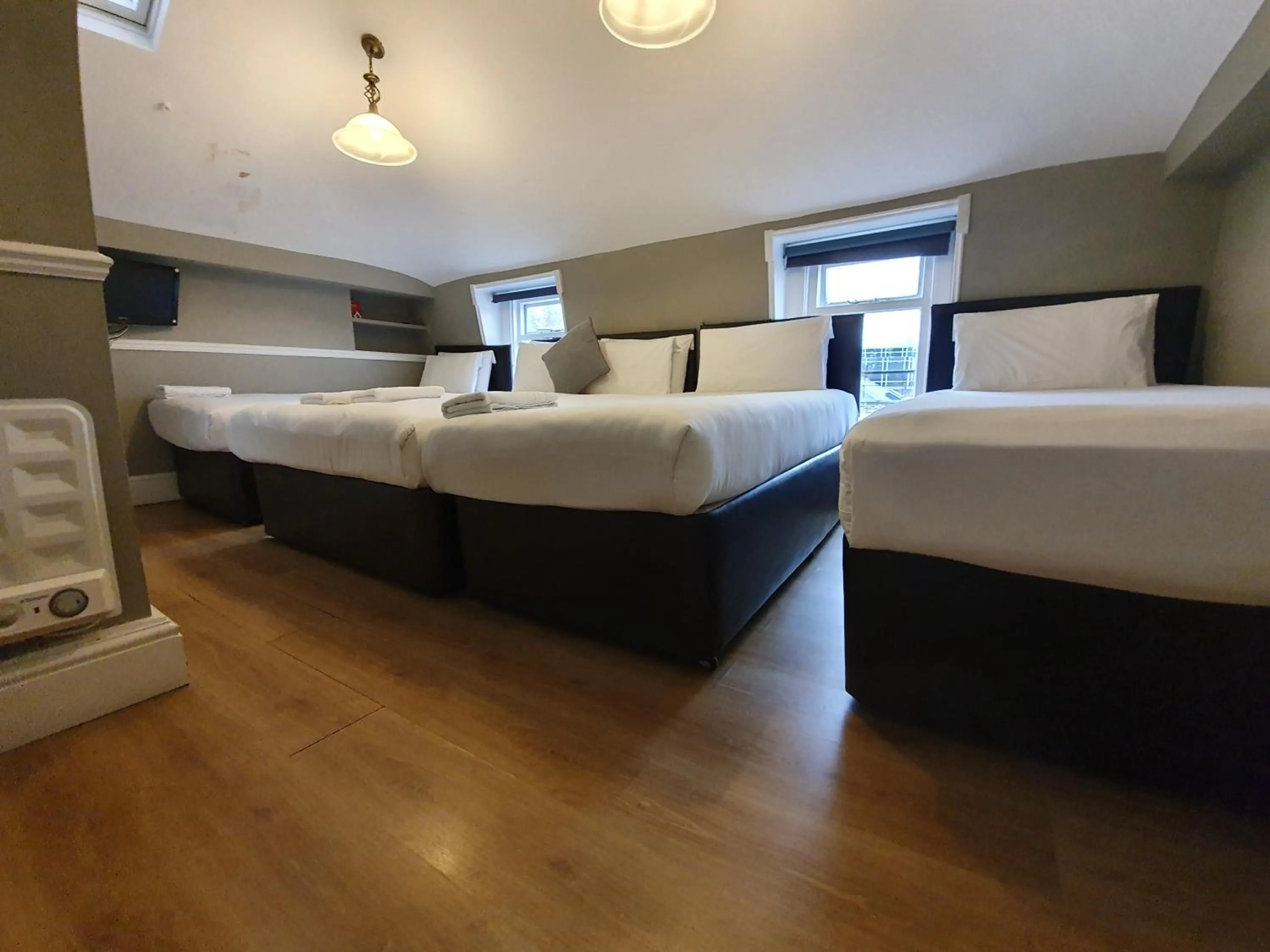 Bedroom in Belgravia Rooms Hotel