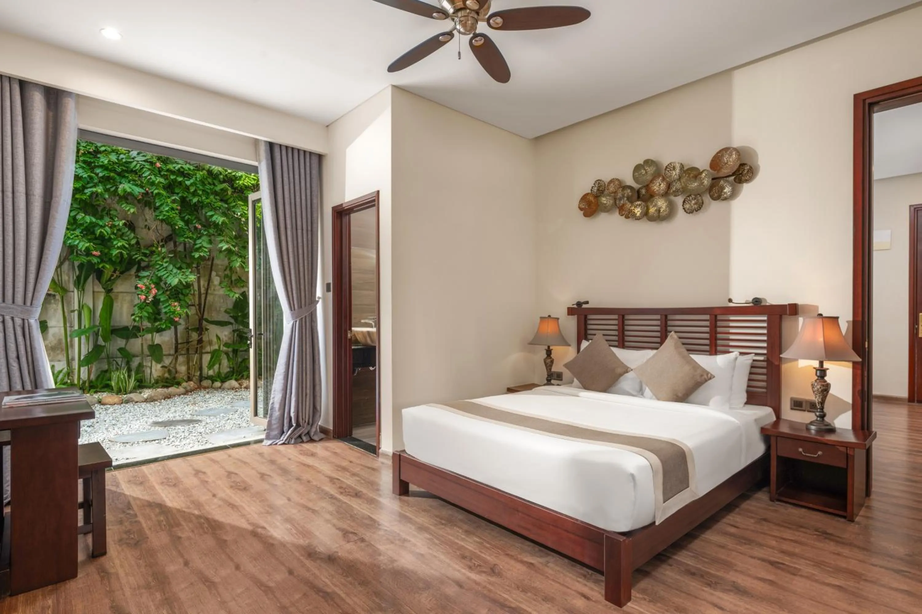 Bedroom, Bed in Silk Sense Hoi An River Resort - Green Luxury Escape