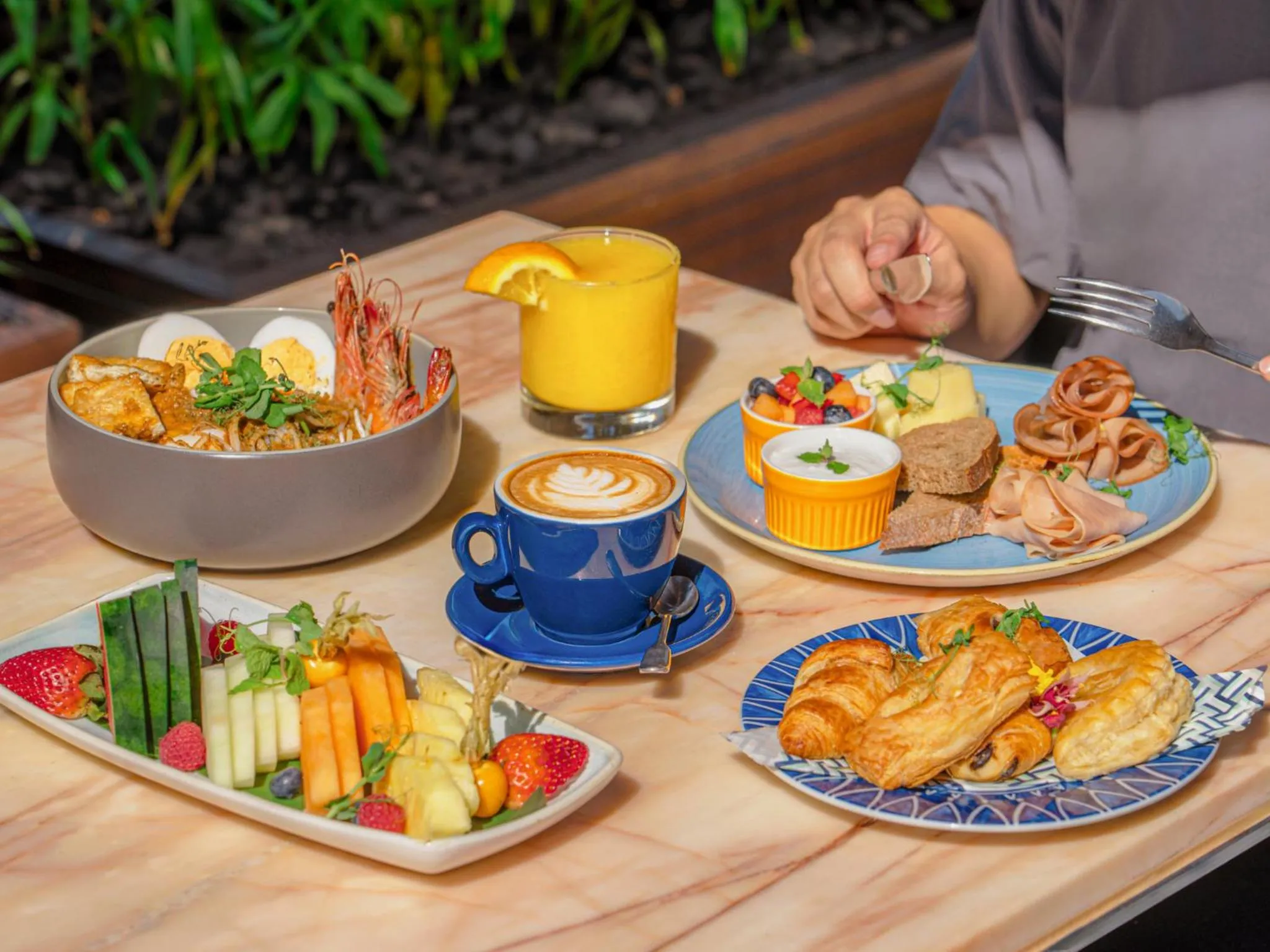 Buffet breakfast in InterContinental Singapore Robertson Quay by IHG