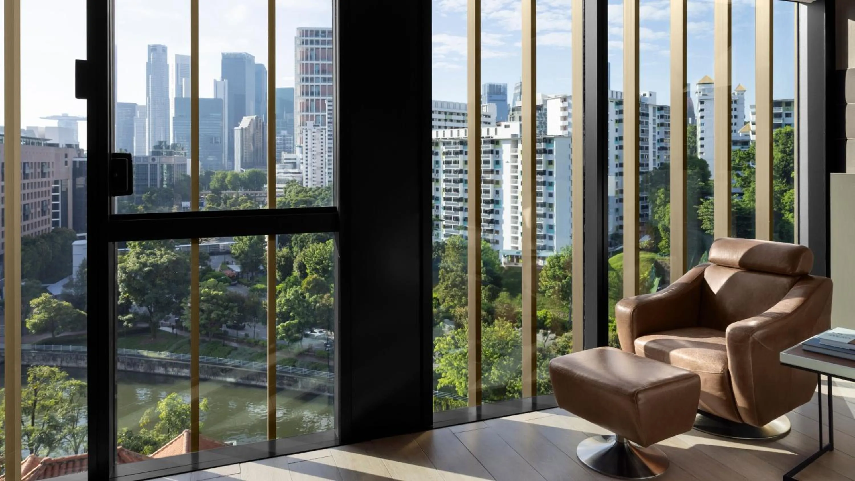 Photo of the whole room in InterContinental Singapore Robertson Quay by IHG