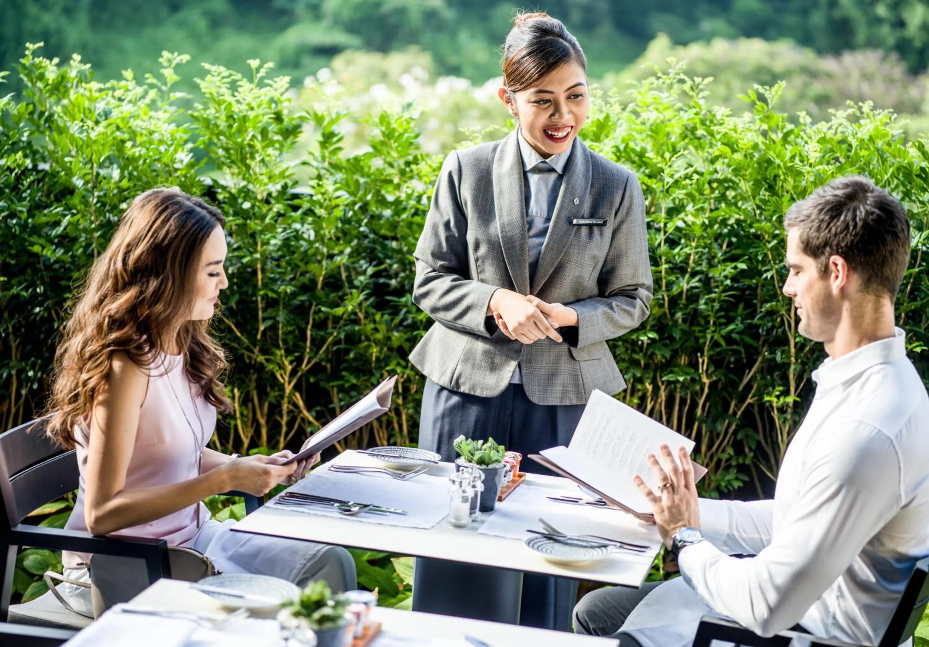 Restaurant/places to eat in InterContinental Singapore Robertson Quay by IHG