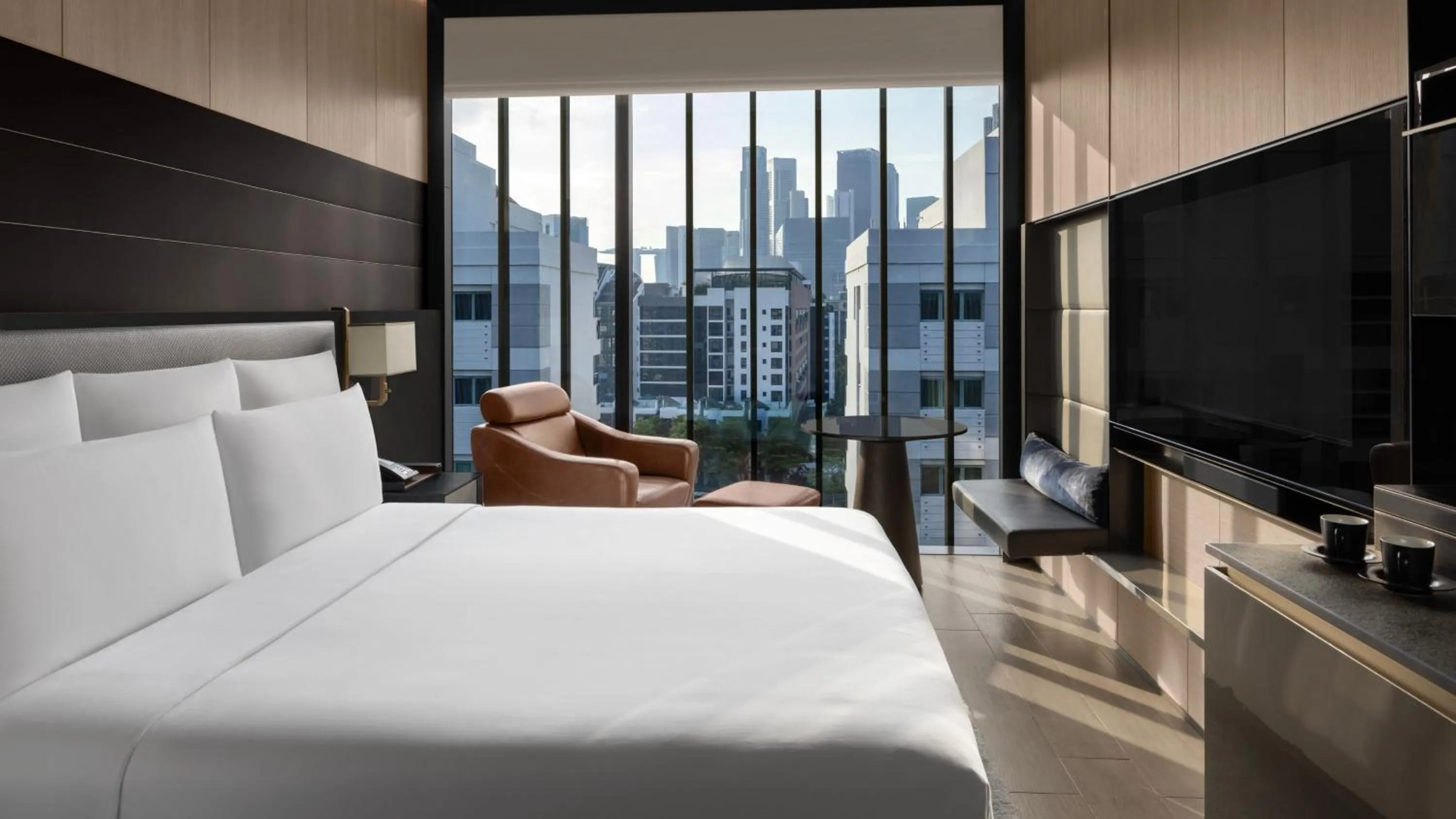 Photo of the whole room, Bed in InterContinental Singapore Robertson Quay by IHG