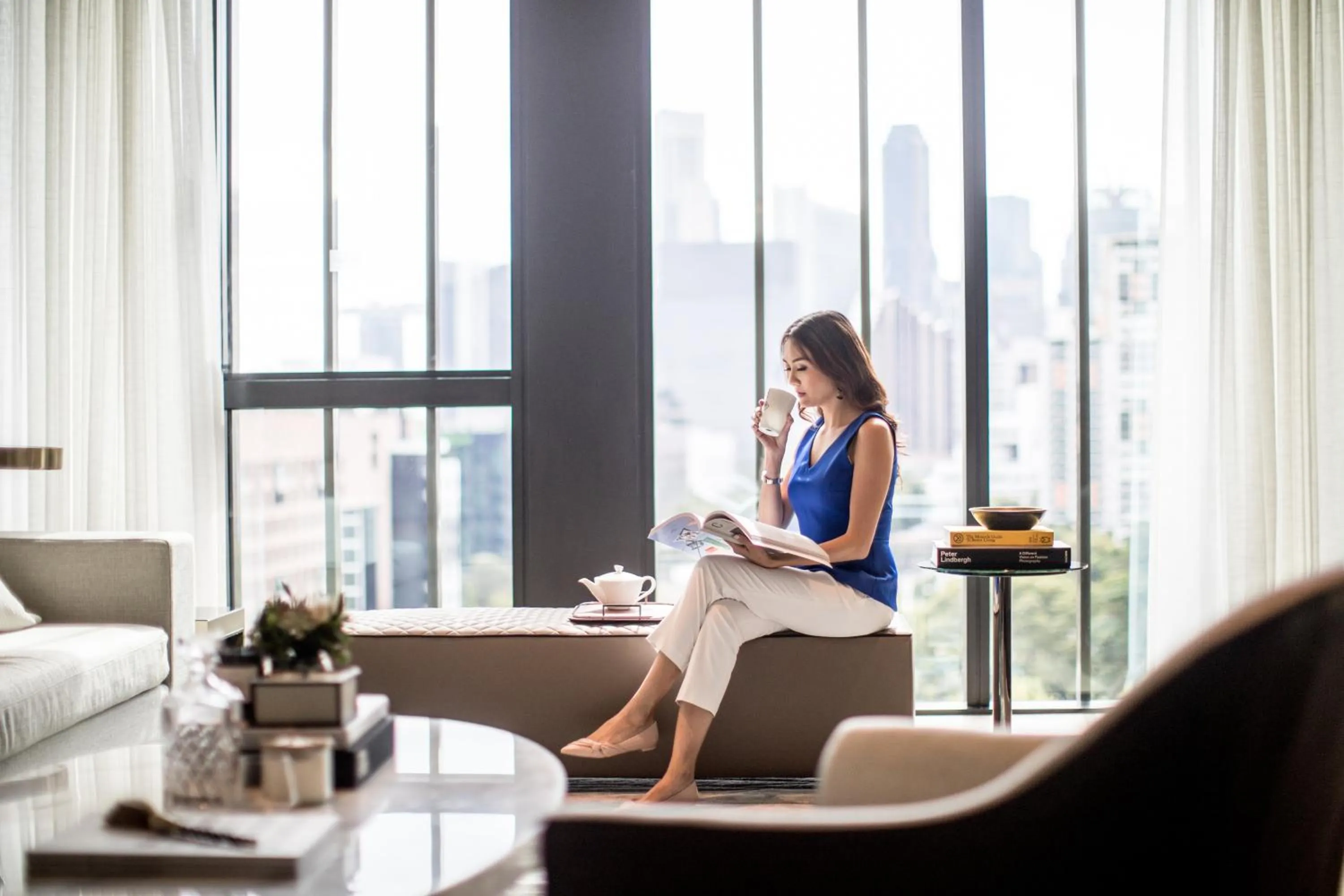 Photo of the whole room in InterContinental Singapore Robertson Quay by IHG