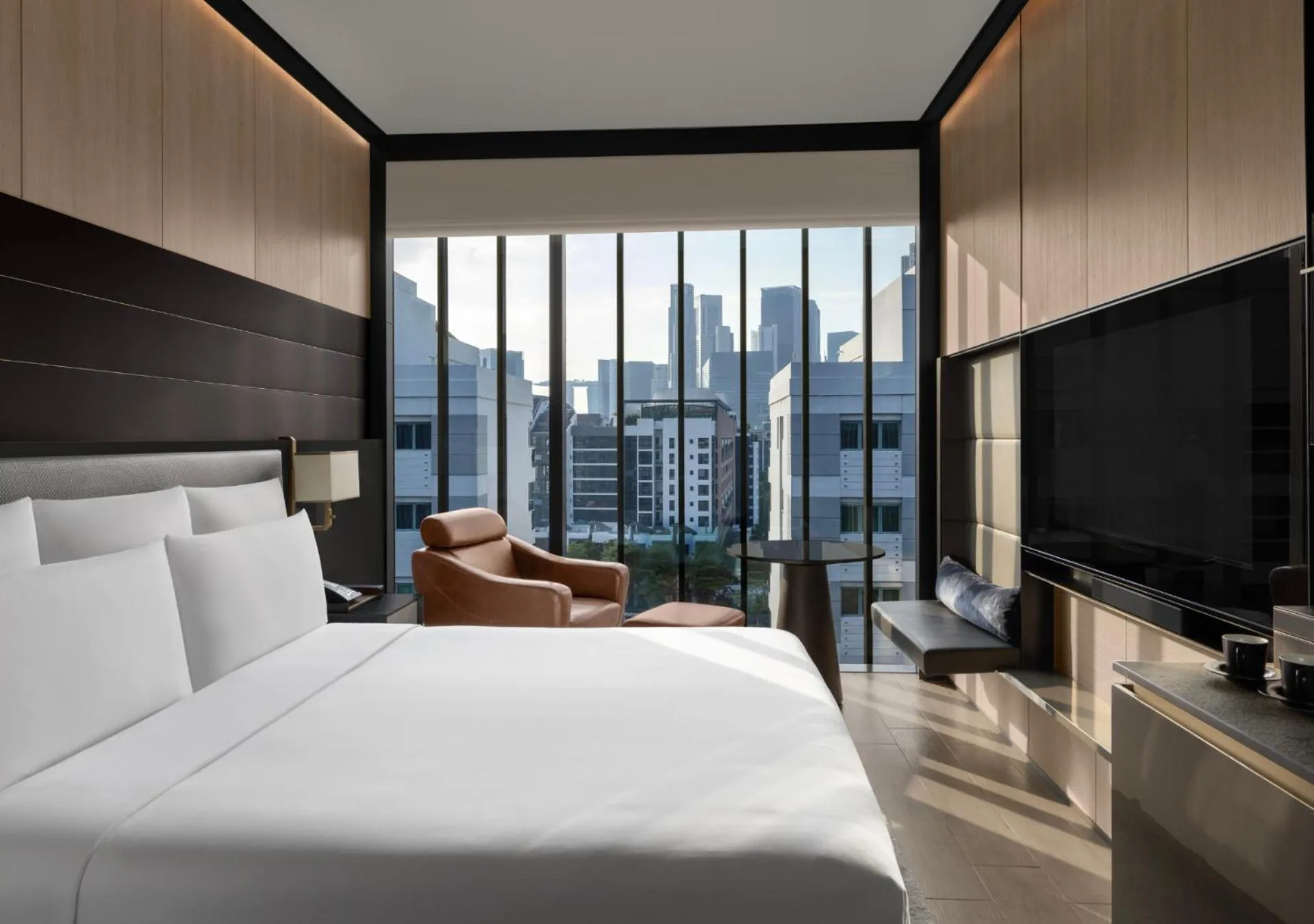 Photo of the whole room, Bed in InterContinental Singapore Robertson Quay by IHG