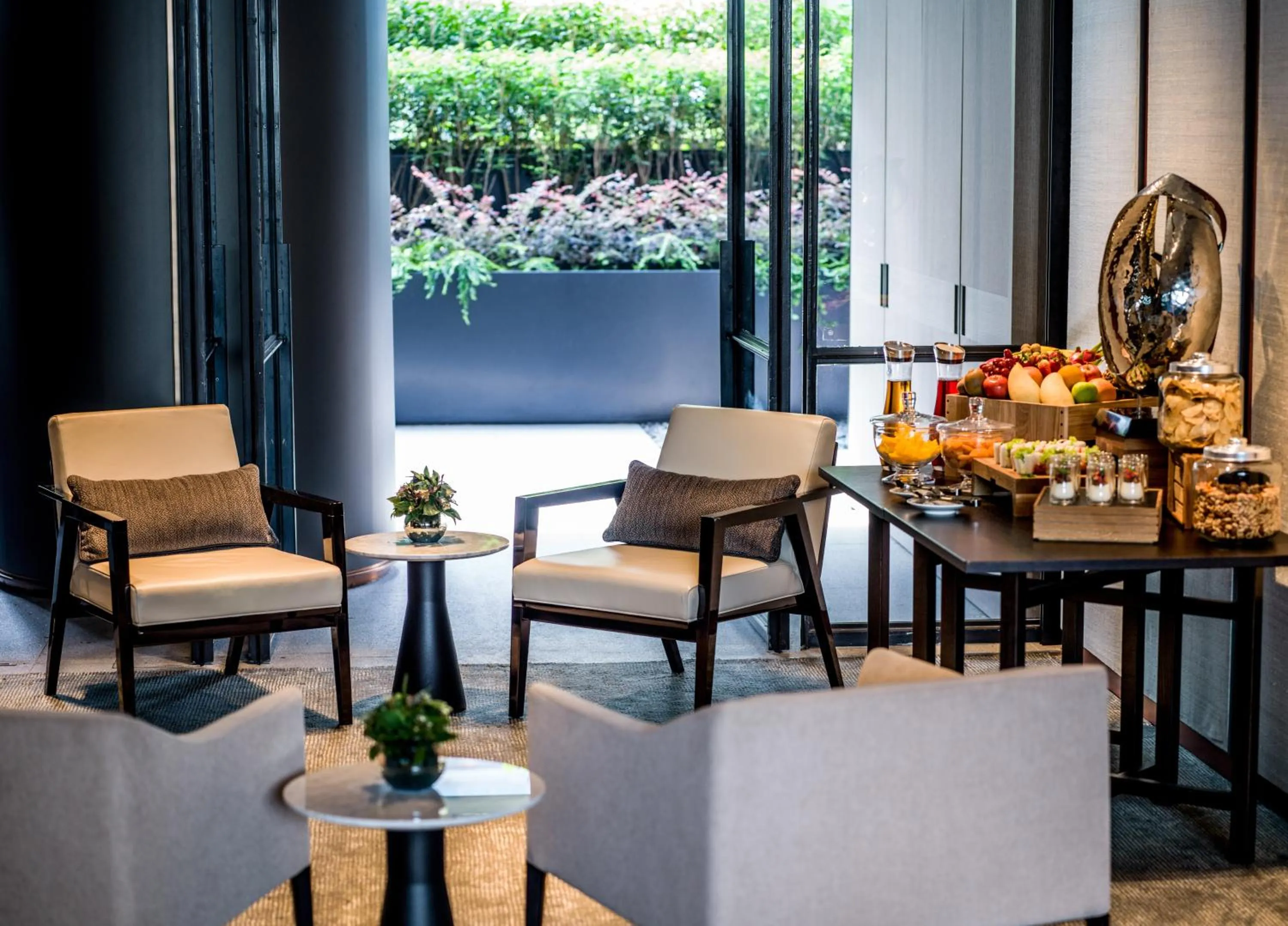 Meeting/conference room in InterContinental Singapore Robertson Quay by IHG