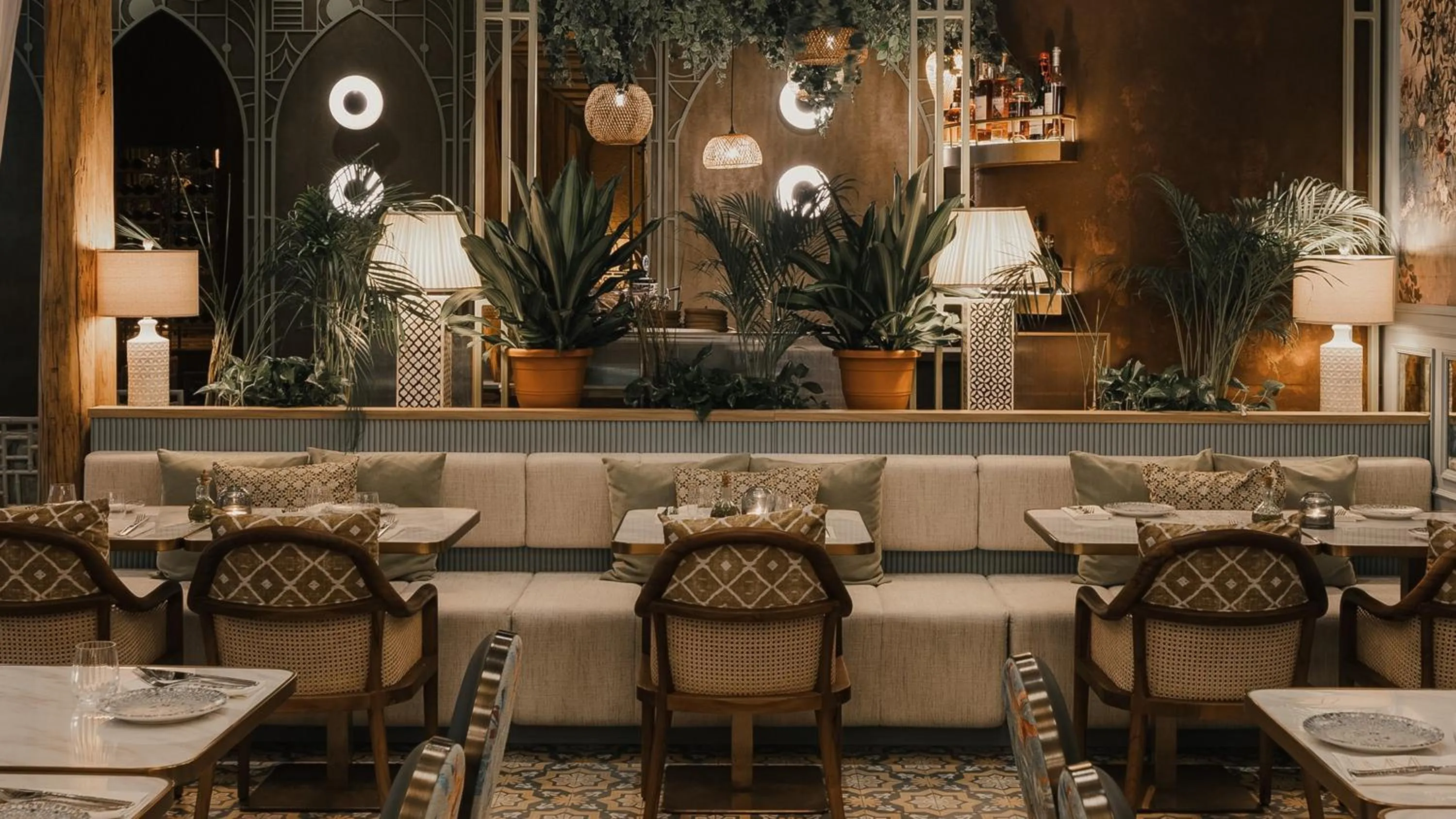 Restaurant/places to eat in InterContinental Singapore Robertson Quay by IHG