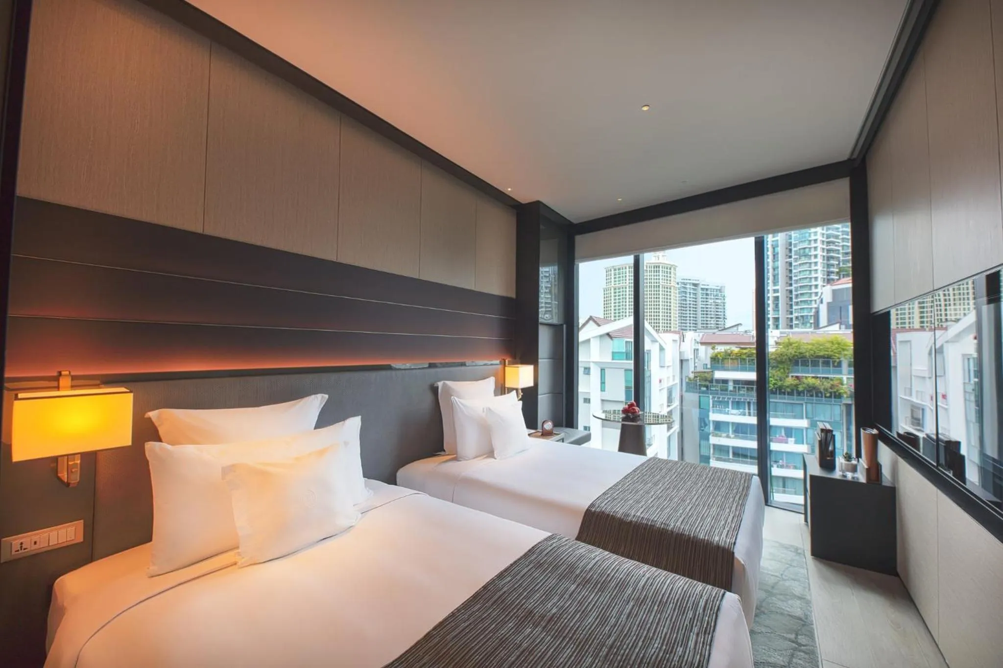 Photo of the whole room, Bed in InterContinental Singapore Robertson Quay by IHG