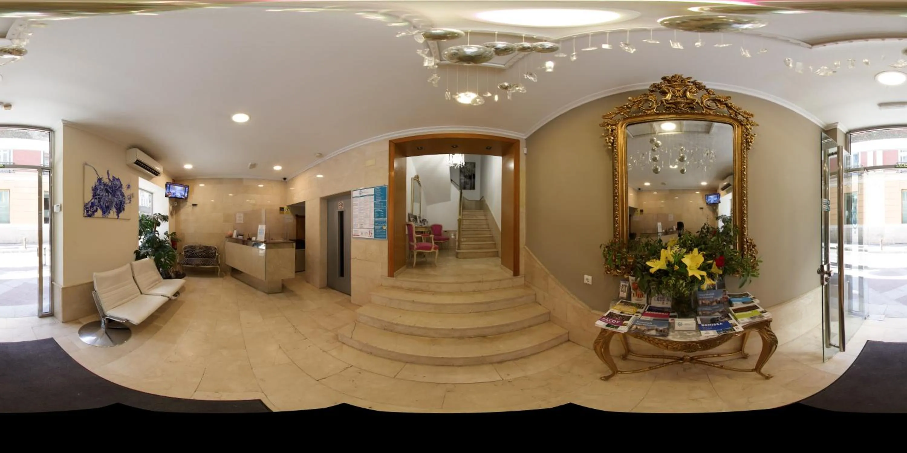 Property building in Hotel Marítimo Urban