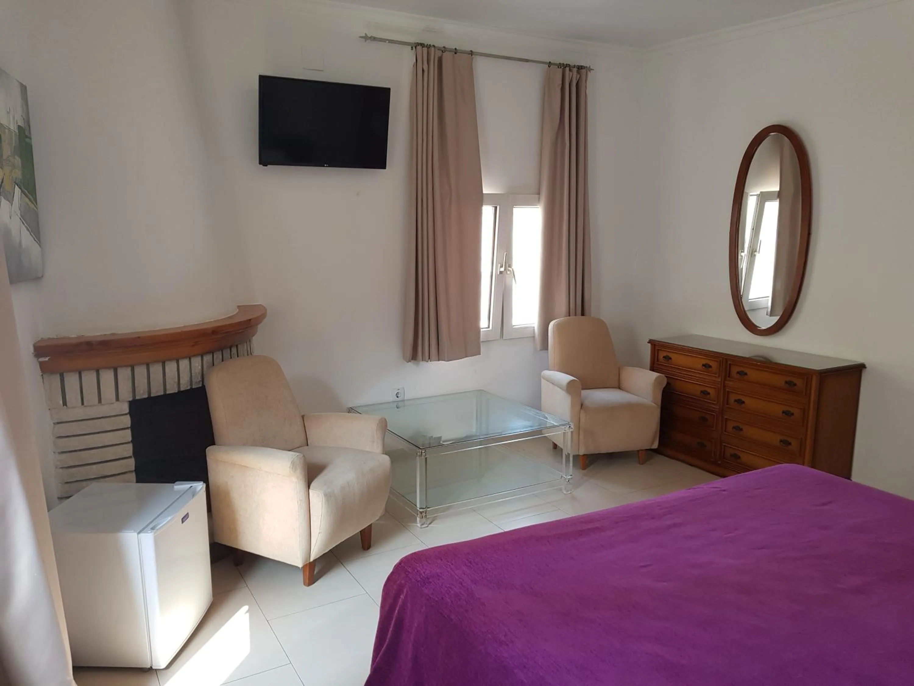 TV and multimedia, Bed in Hotel Marítimo Urban