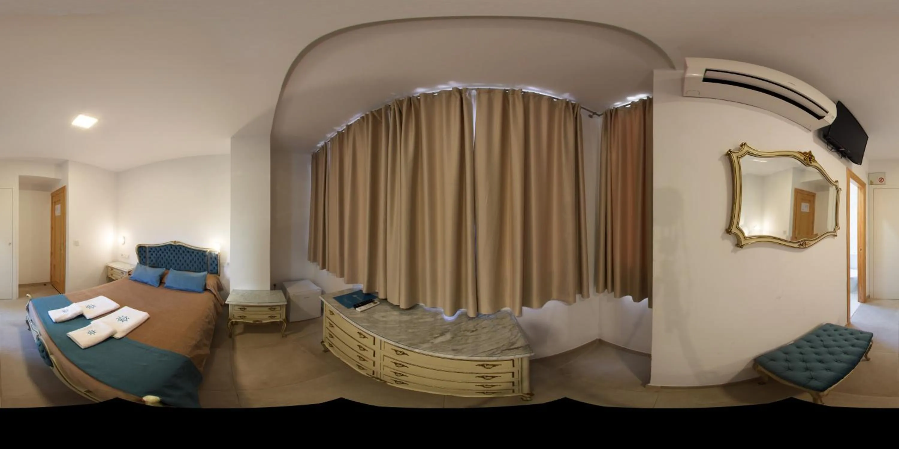 Bedroom, Bed in Hotel Marítimo Urban