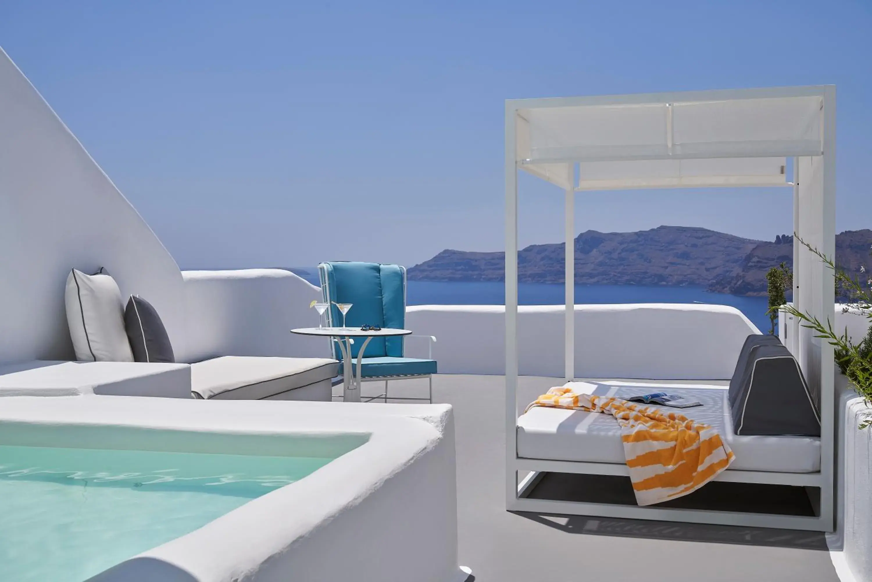 Kirini Suite in Katikies Kirini Santorini - The Leading Hotels Of The World Kirini Suite in Katikies Kirini Santorini - The Leading Hotels Of The World