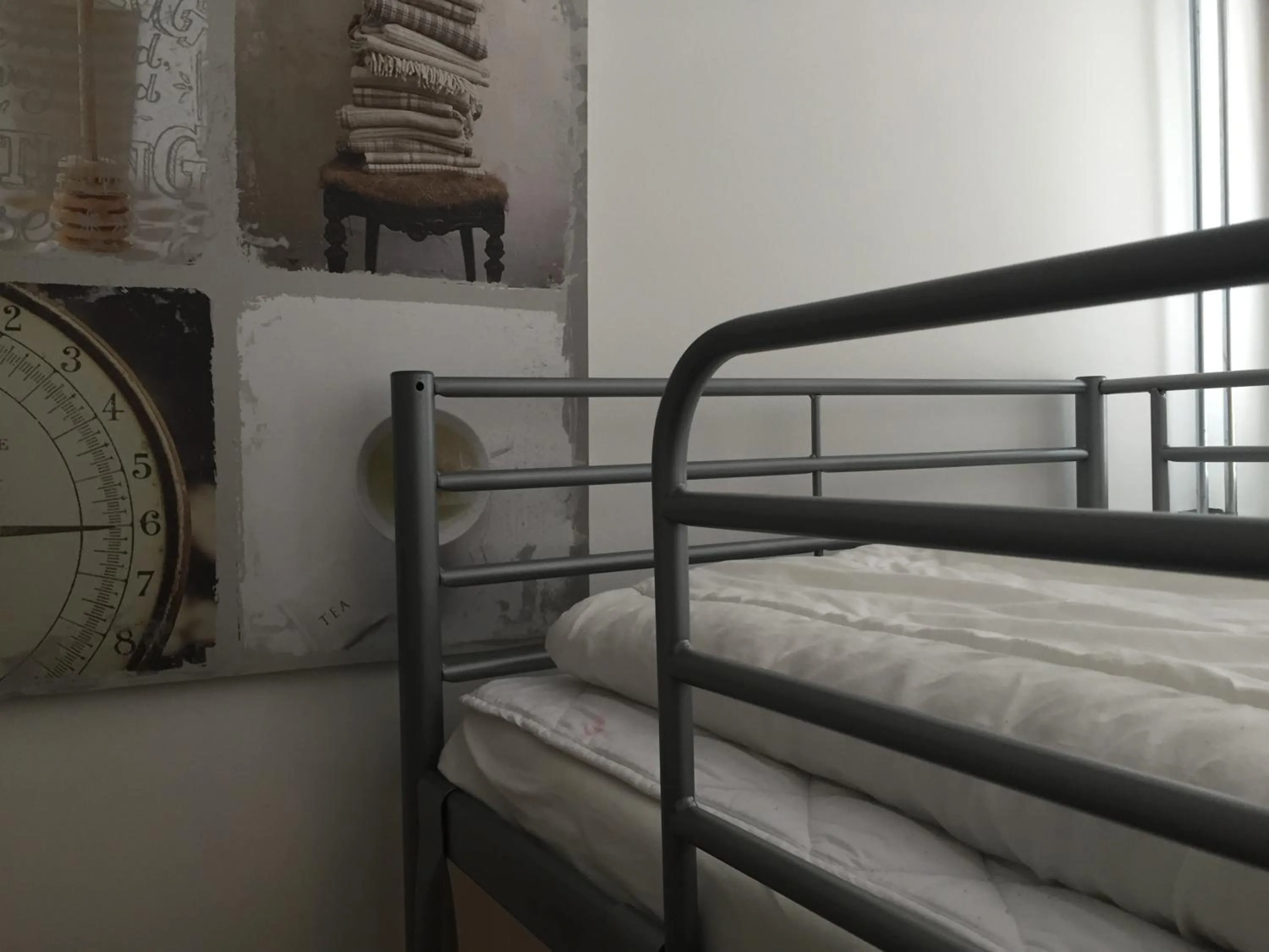 Decorative detail, Bed in Linné Hostel