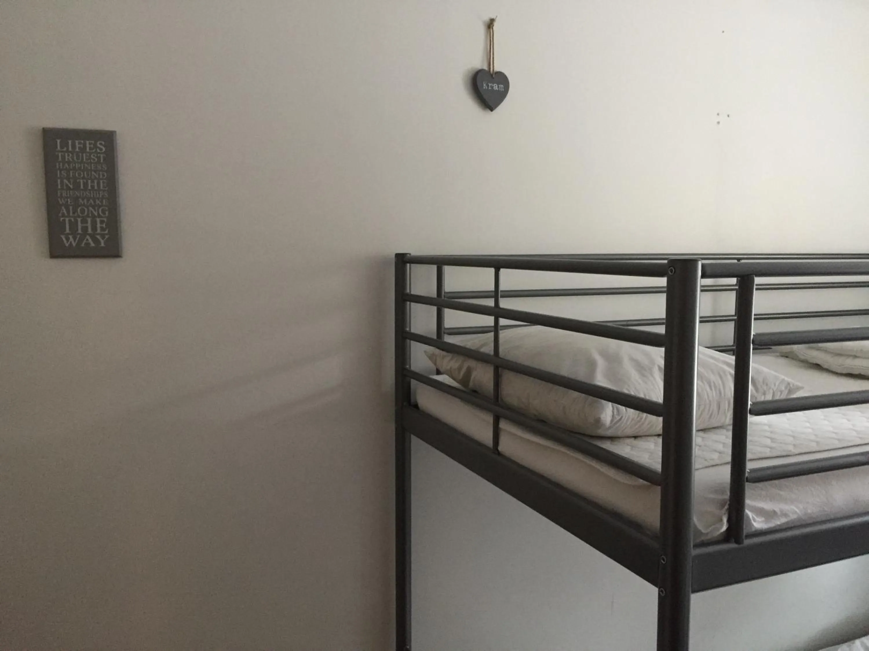 Decorative detail, Bed in Linné Hostel