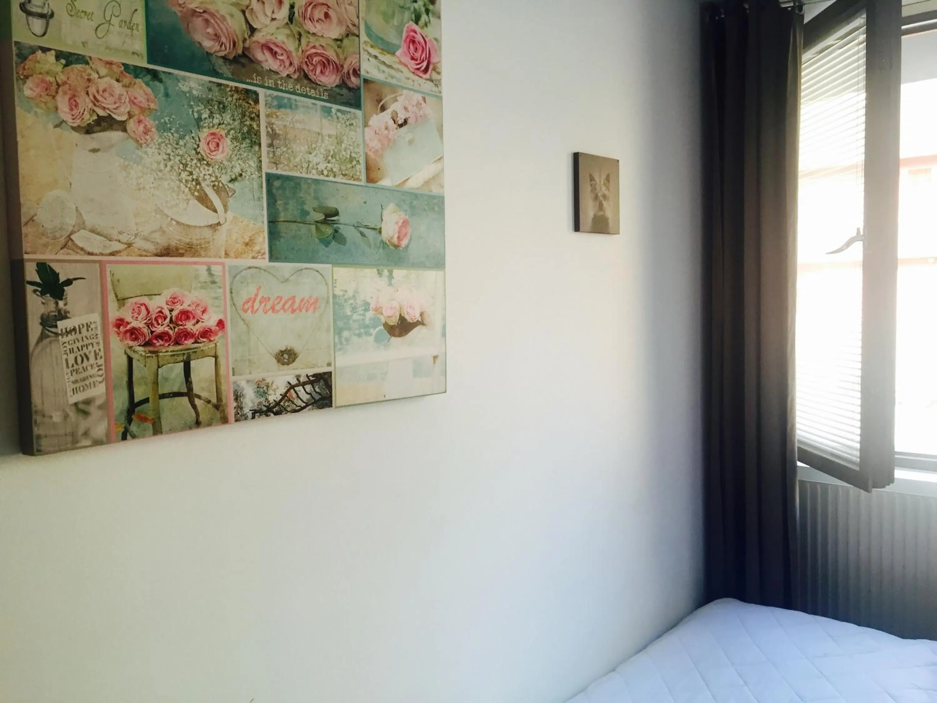 Day, Bed in Linné Hostel