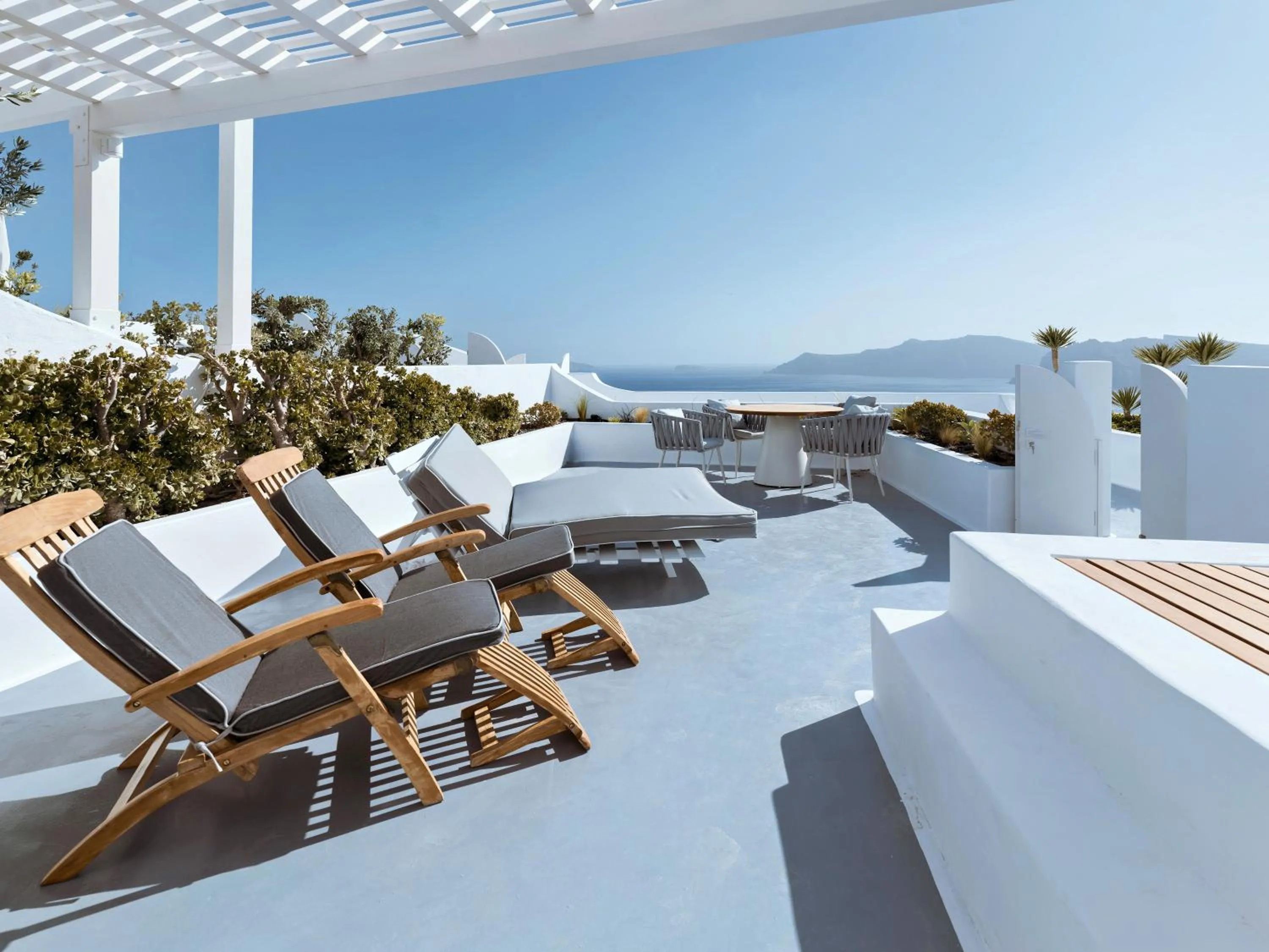 Day in IKIES Santorini