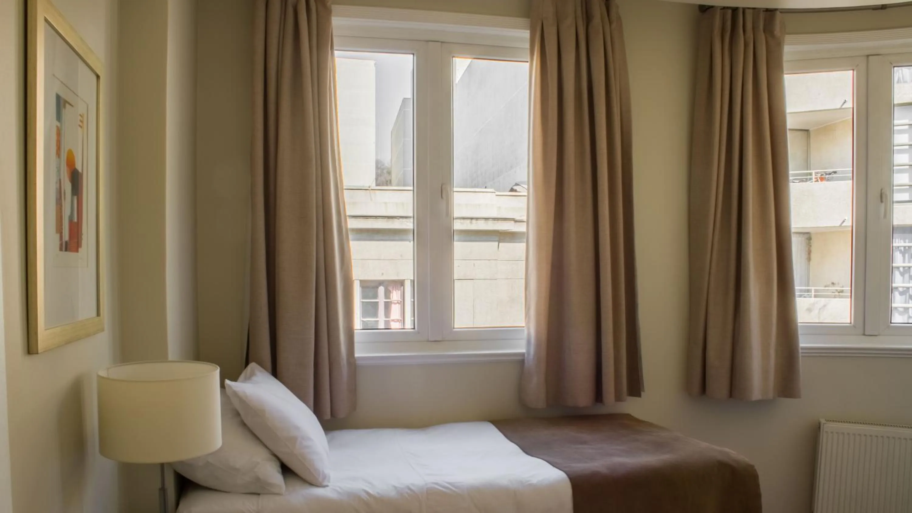 Bedroom, Bed in Lastarria Aparts
