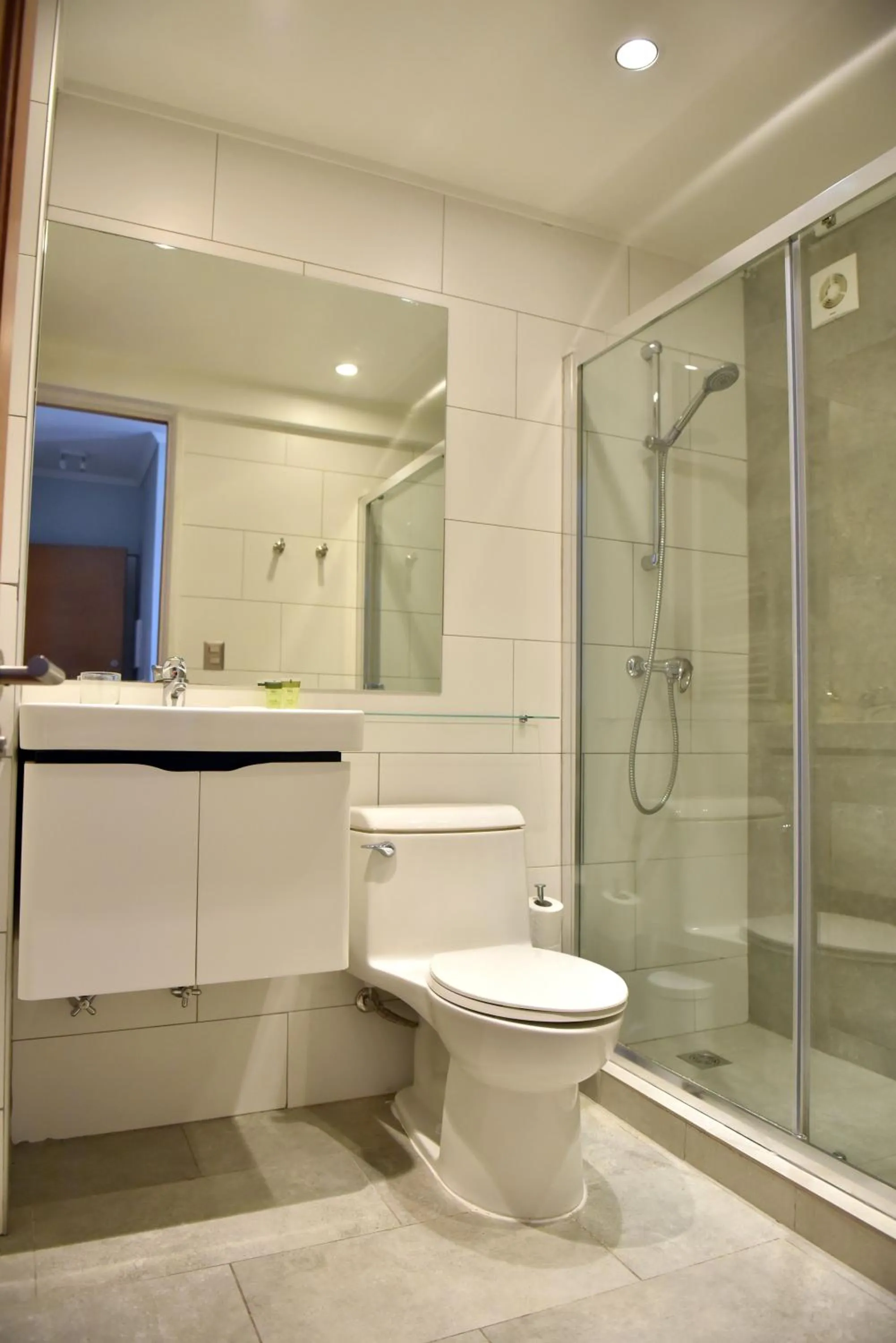 Bathroom in Lastarria Aparts