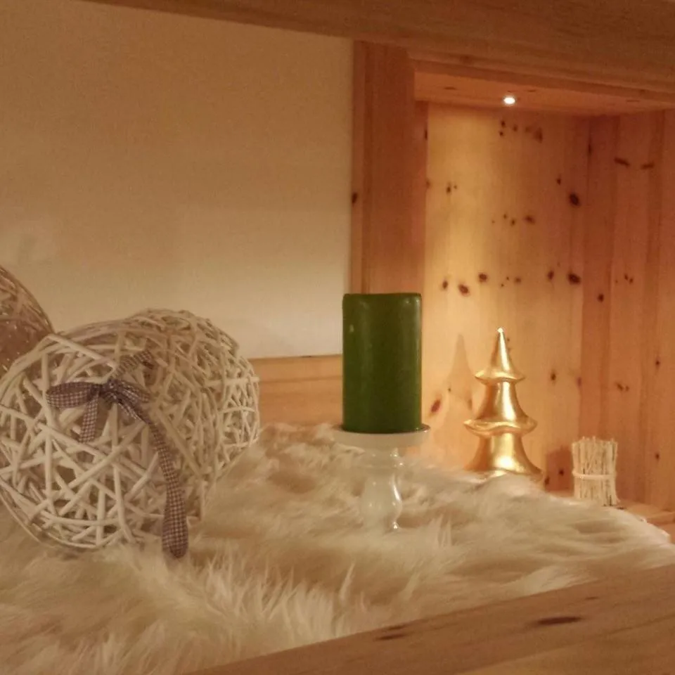 Living room, Bed in Ciasa Alpina Relax Hotel