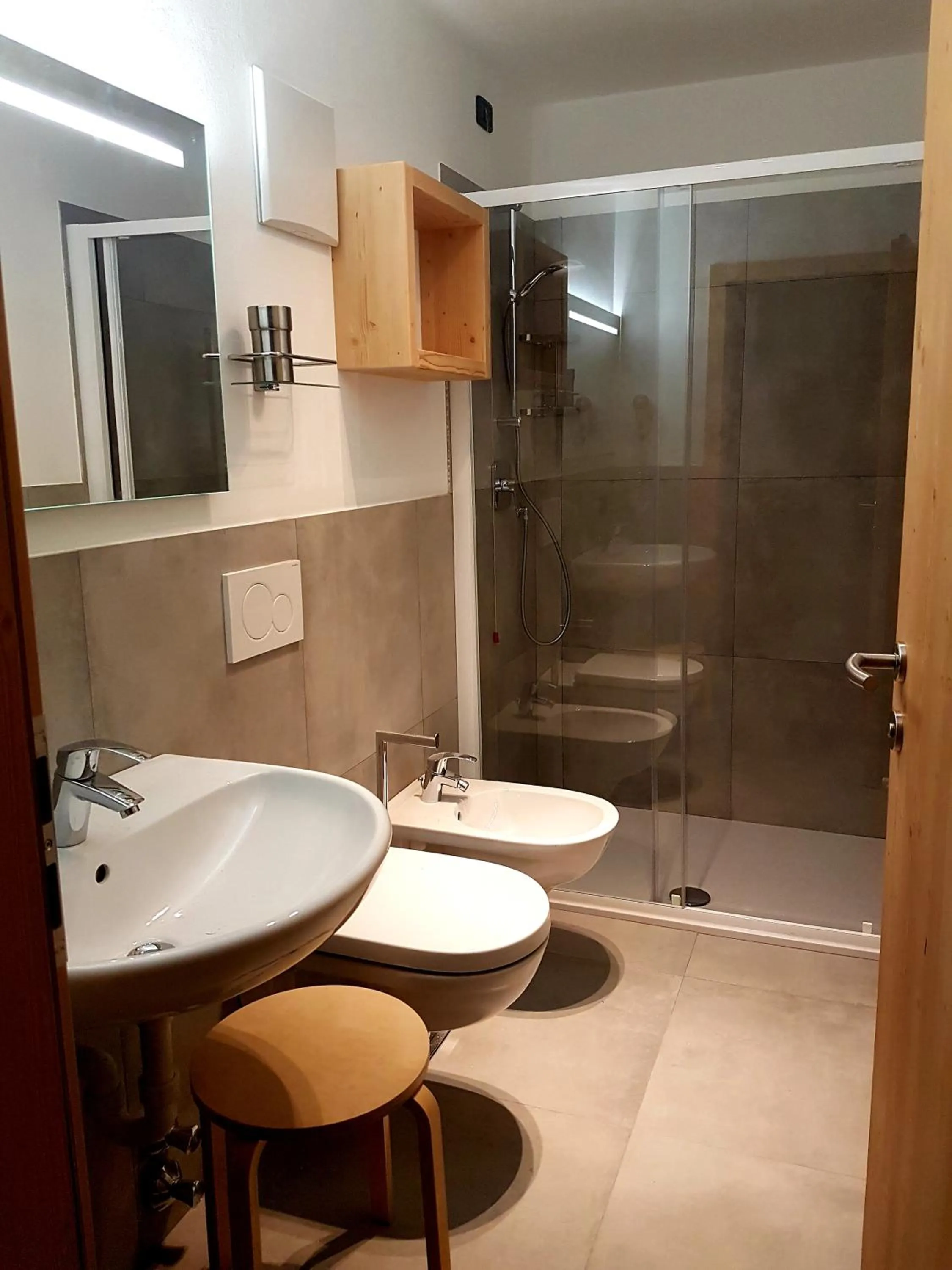 Bathroom in Ciasa Alpina Relax Hotel