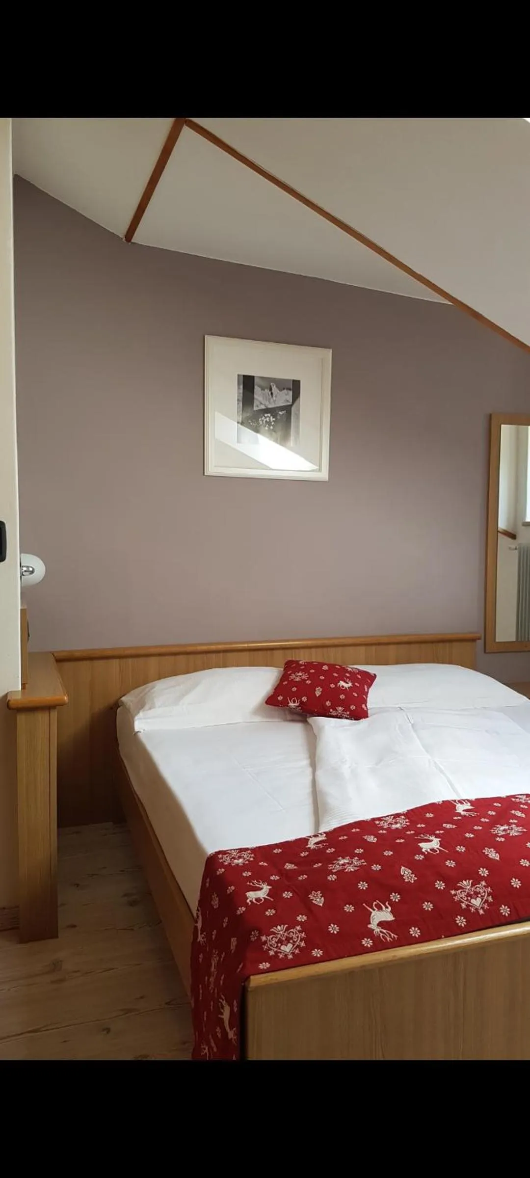 Bed in Ciasa Alpina Relax Hotel