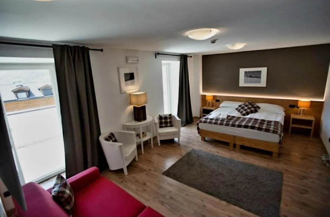 Bed in Ciasa Alpina Relax Hotel